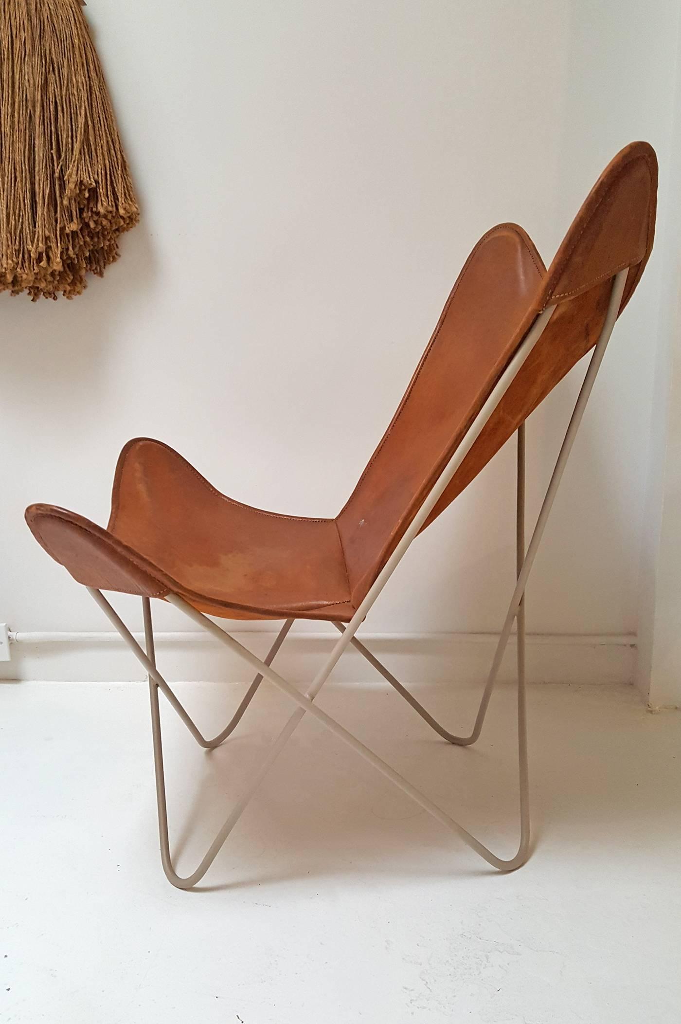American Knoll Hardoy Butterfly Sling Chairs 1954 brown leather