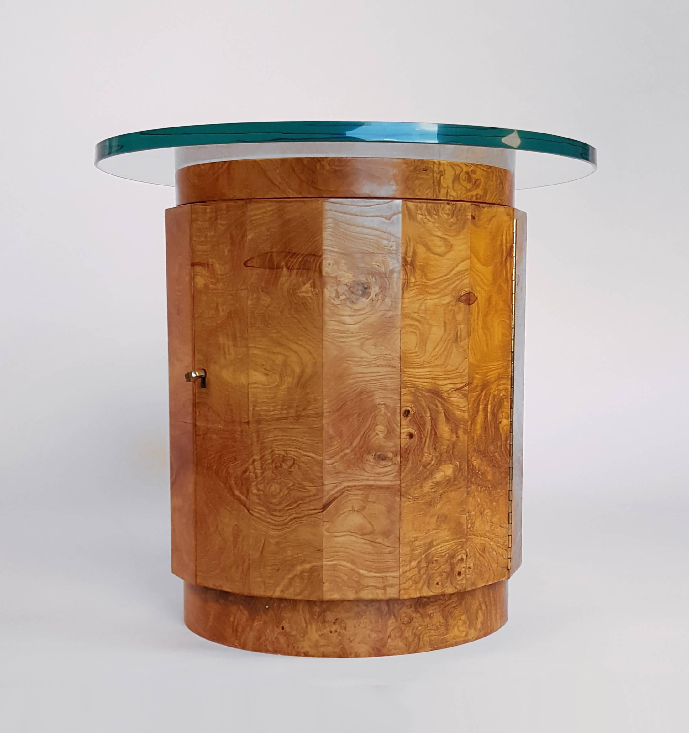 Natural Olive burl wood 16-sided drum table model # 6302D by Edward Wormley for Dunbar. The table includes the original big 