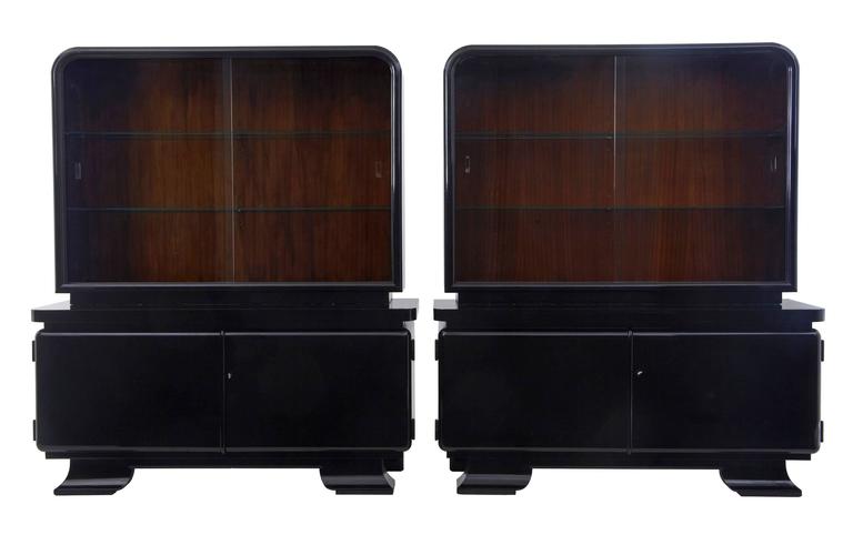 Atemberaubendes Paar Art Deco Schwarz Lackierter Kästen 1