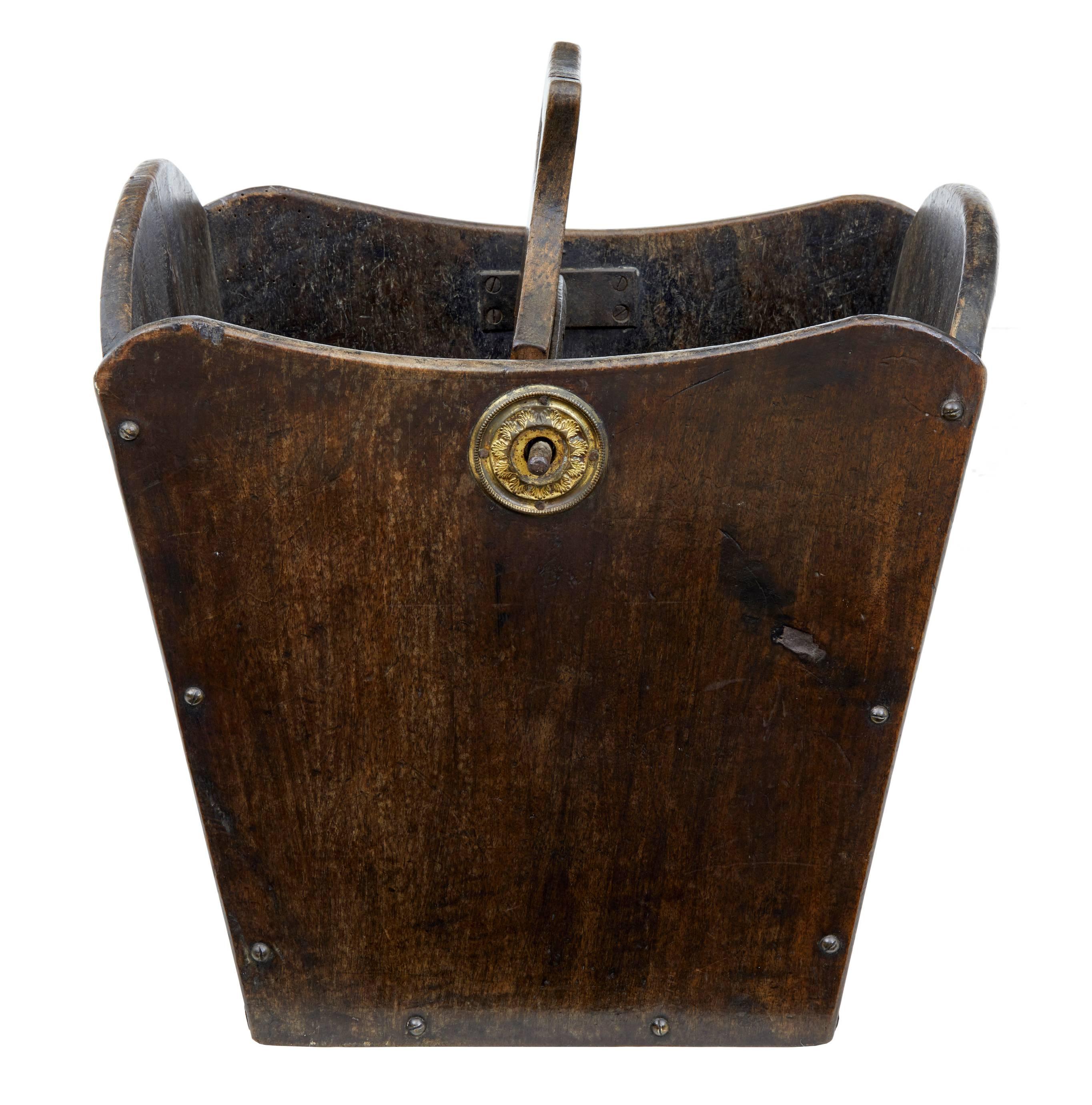 Early 19th Century Irish Elm Peat Bucket