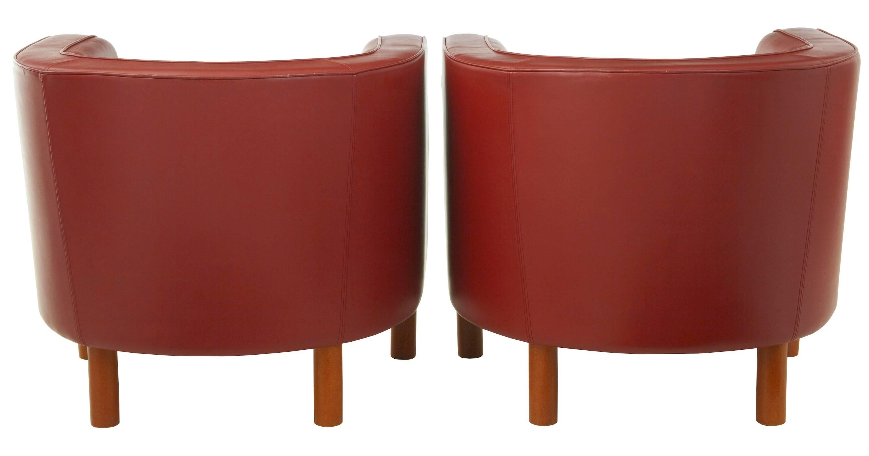 Art Deco Pair of 1970s Leather Club Lounge Armchairs