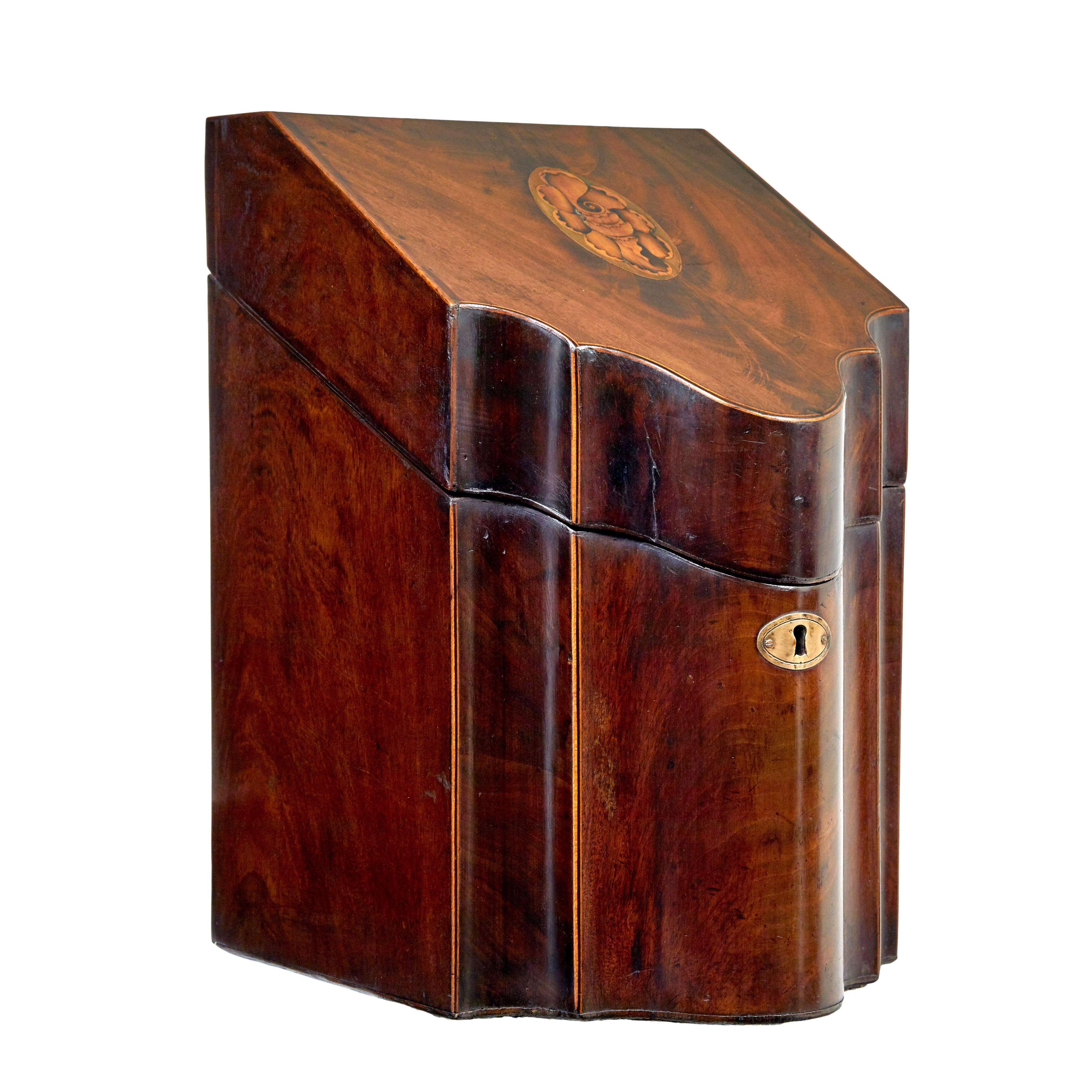 English 18th century inlaid mahogany Georgian knife box For Sale