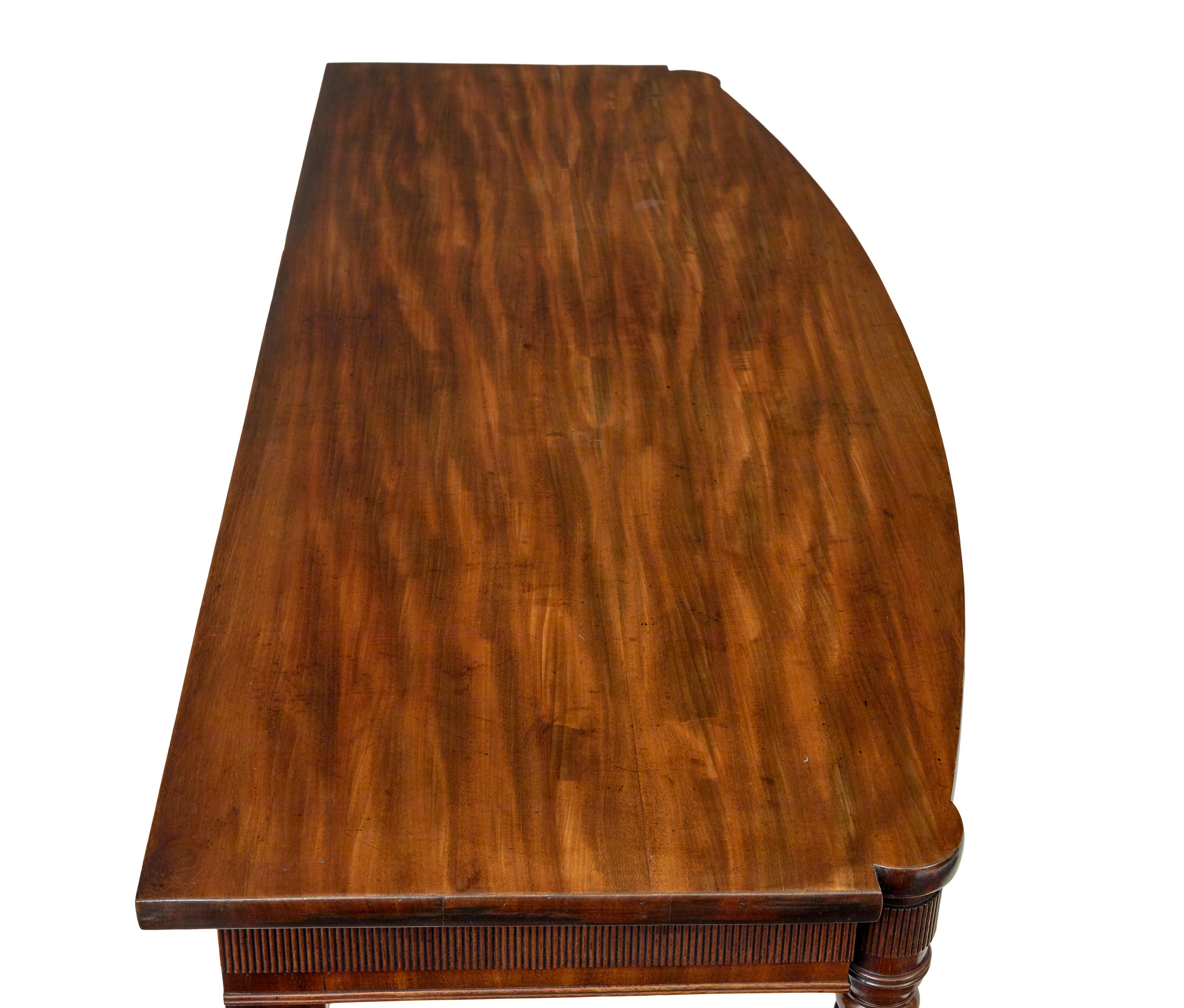 English Early 20th century mahogany console table For Sale