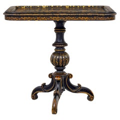 Lackierter, handbemalter Tabletttisch aus dem 19.