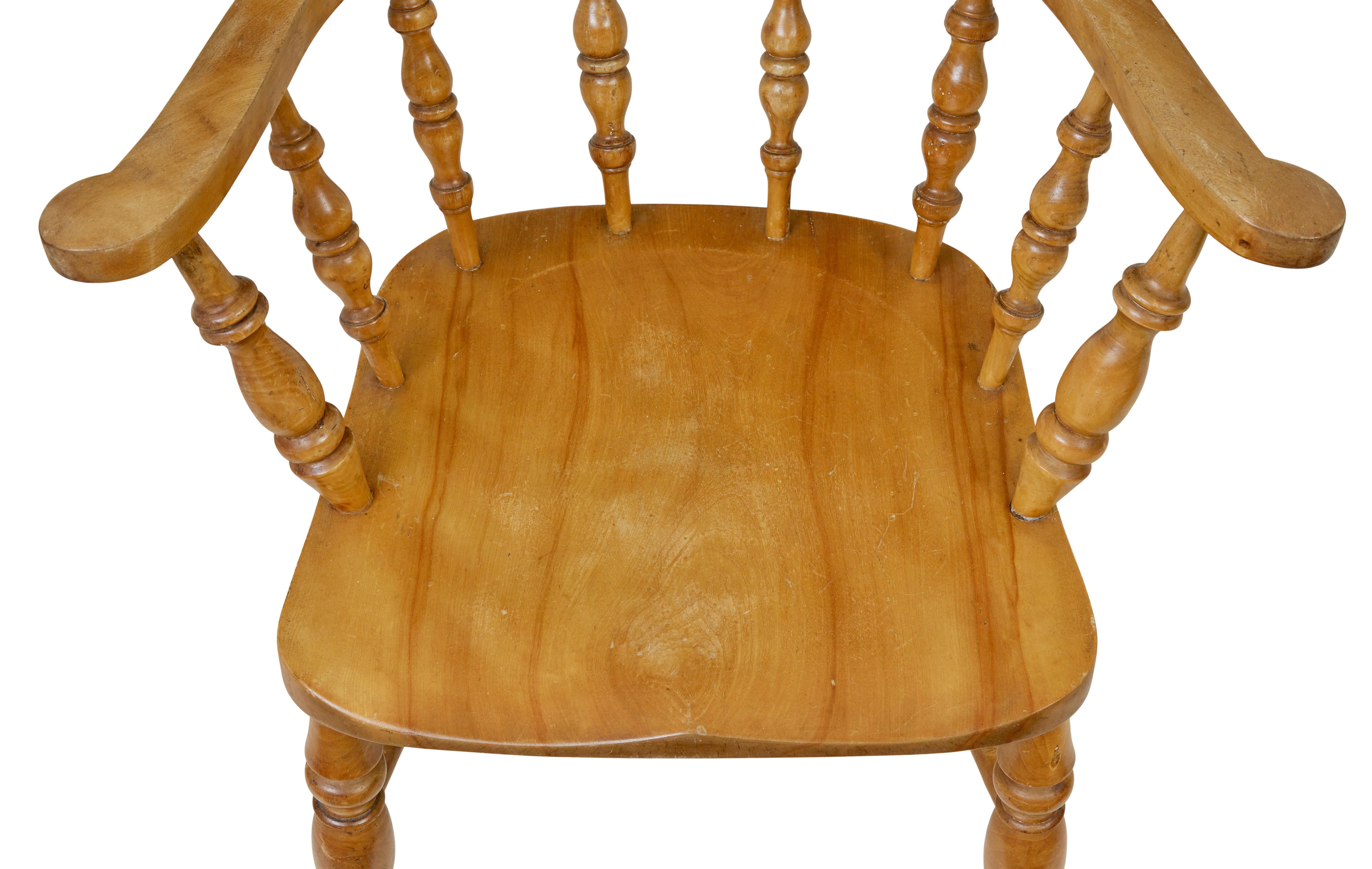 Pair of 19th Century English elm elbow chairs For Sale 1