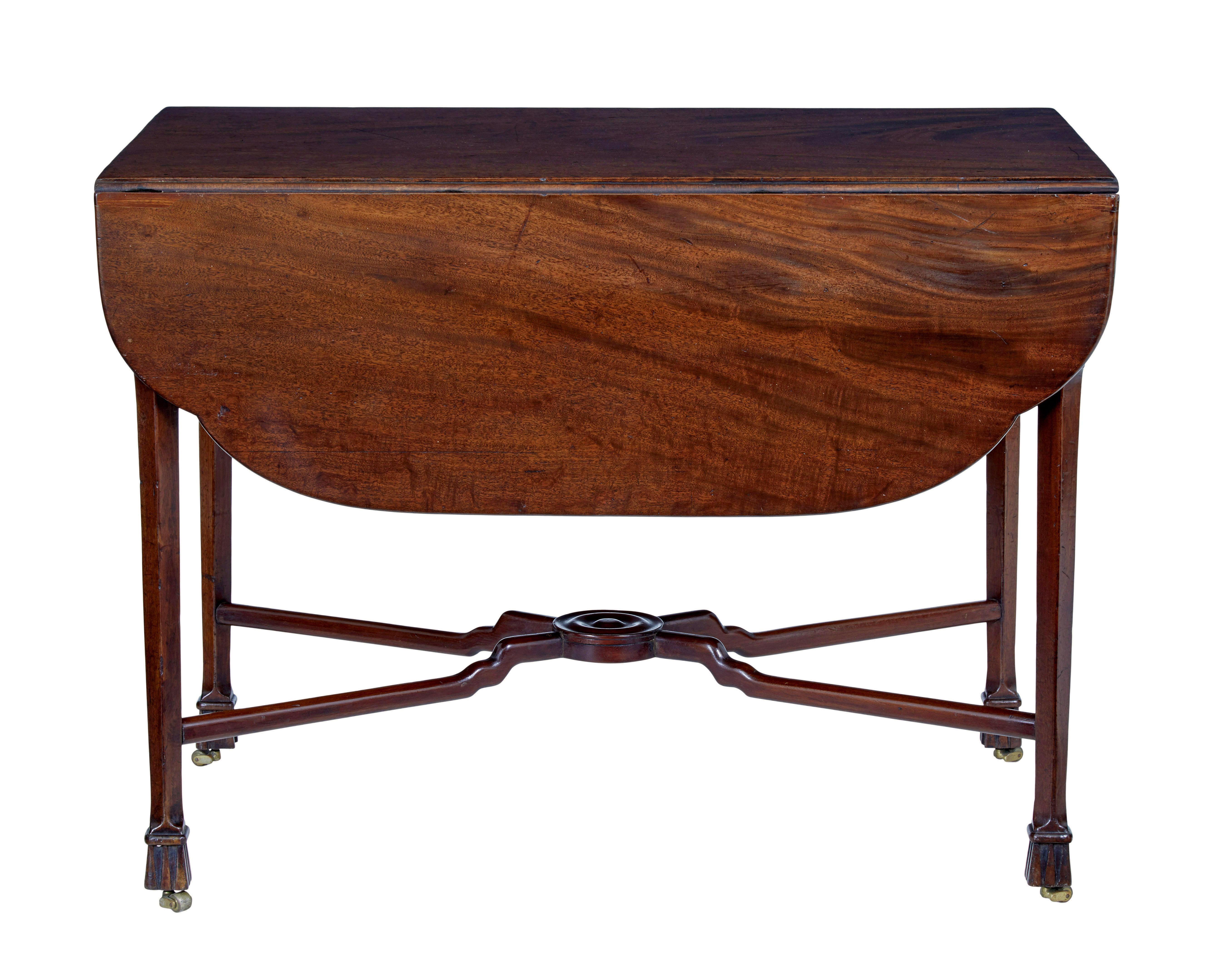 Carved 18th Century chippendale mahogany pembroke table For Sale