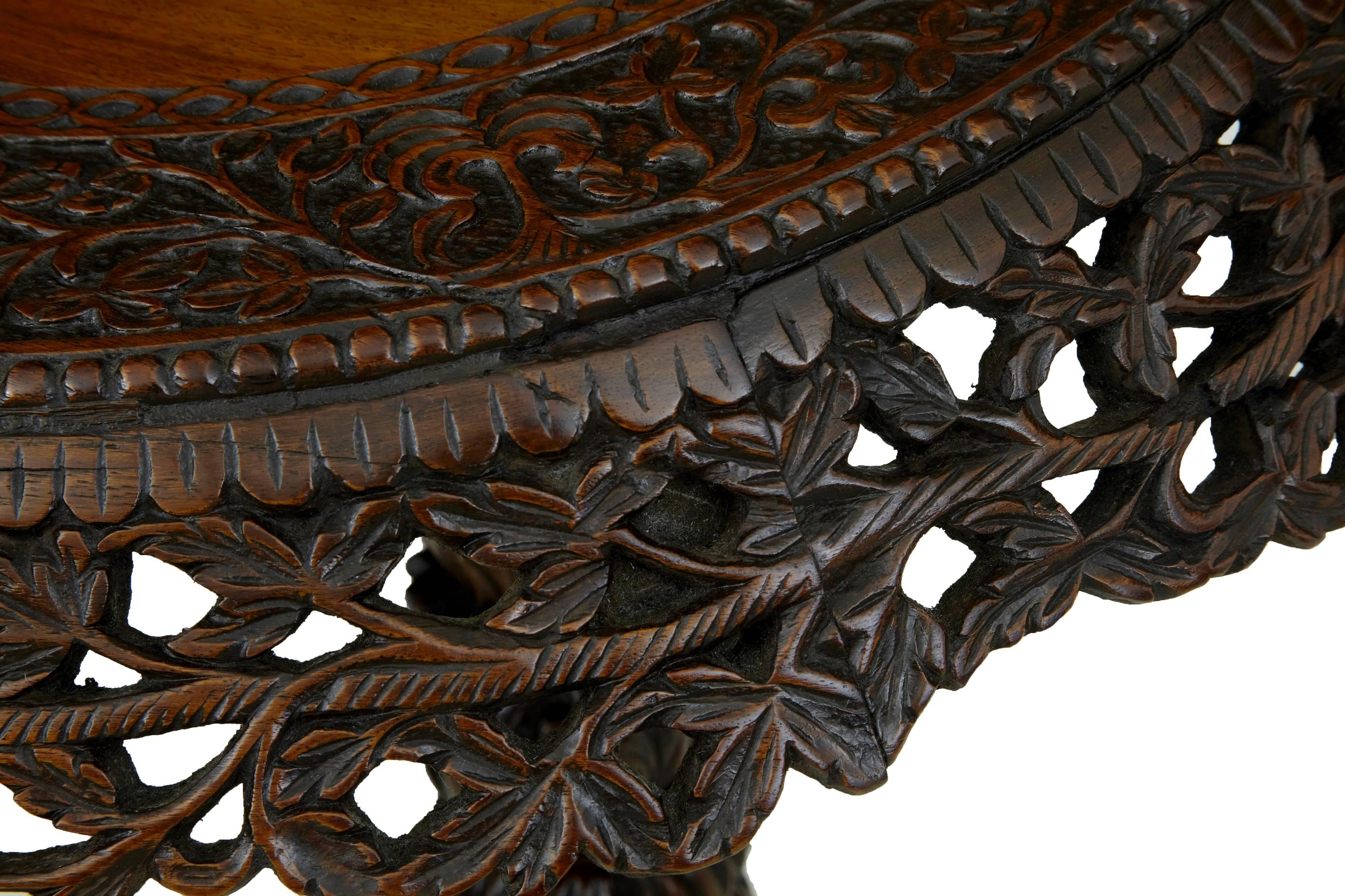 19th Century Carved Hardwood Ceylonese Flip-Top Tripod Table In Good Condition In Debenham, Suffolk