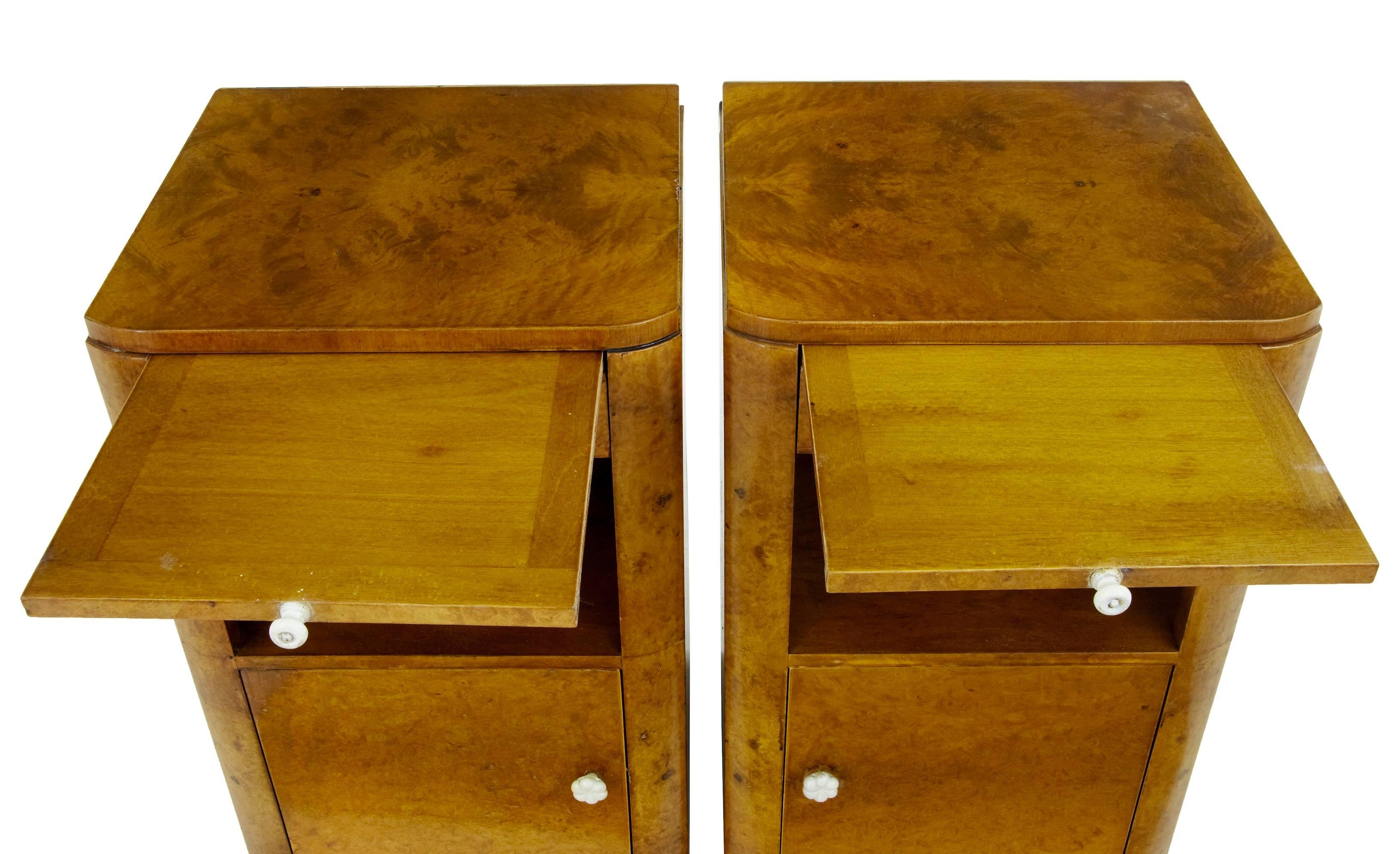 Pair of 20th Century Art Deco Walnut Bedside Cabinets In Good Condition In Debenham, Suffolk