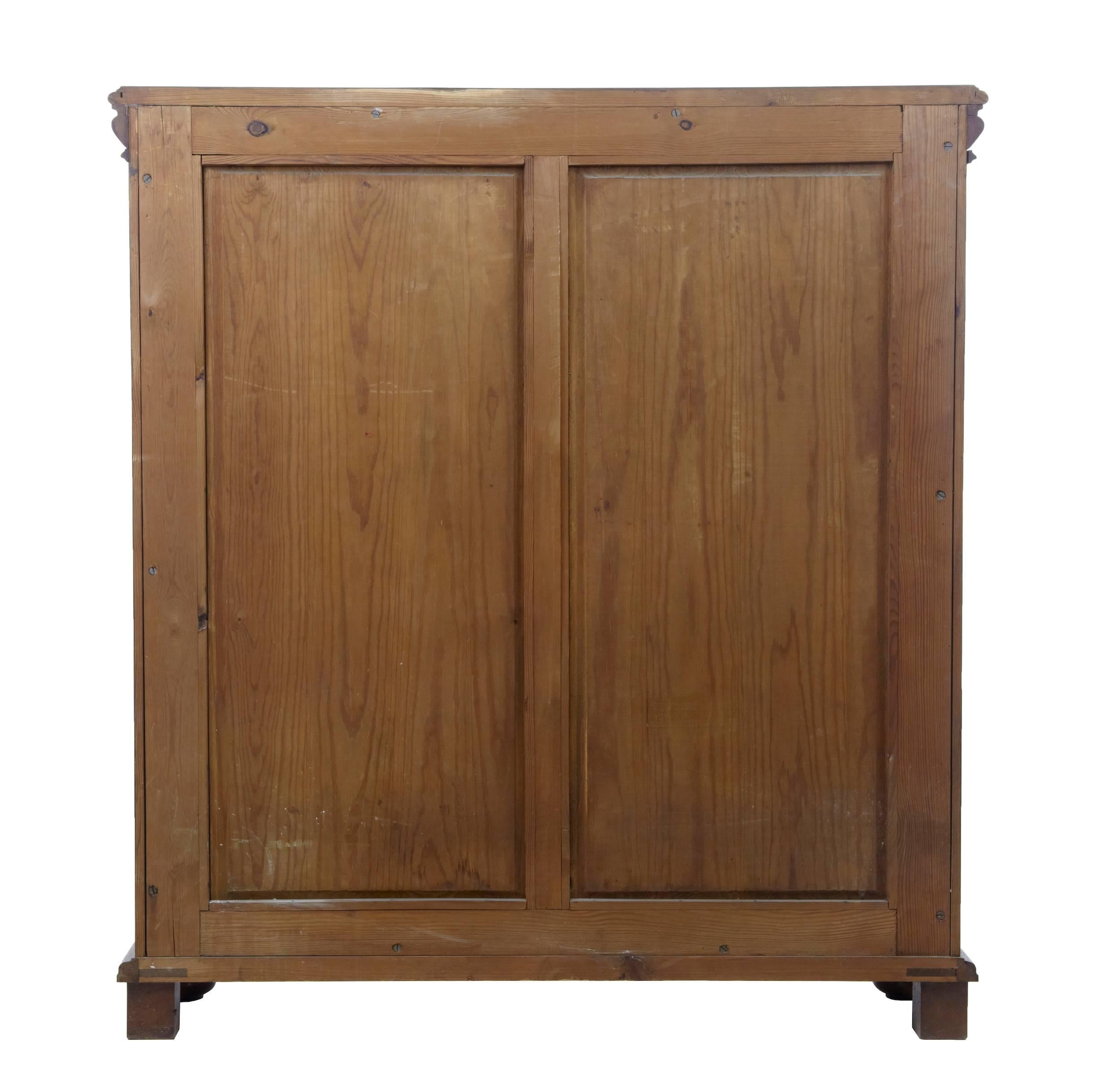 Victorian Pair of Early 20th Century Oak Open Bookcases