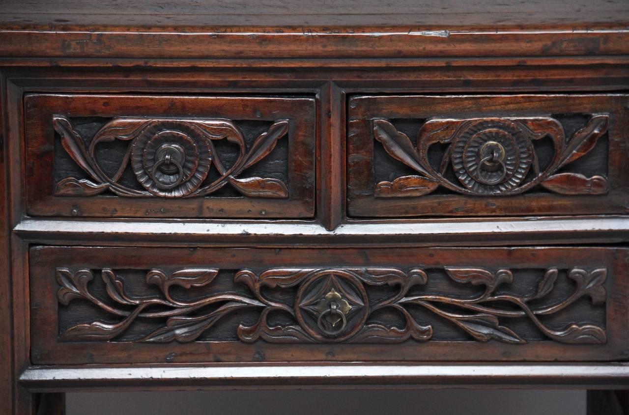 19th Century Chinese Carved Elm Small Dresser In Good Condition In Debenham, Suffolk