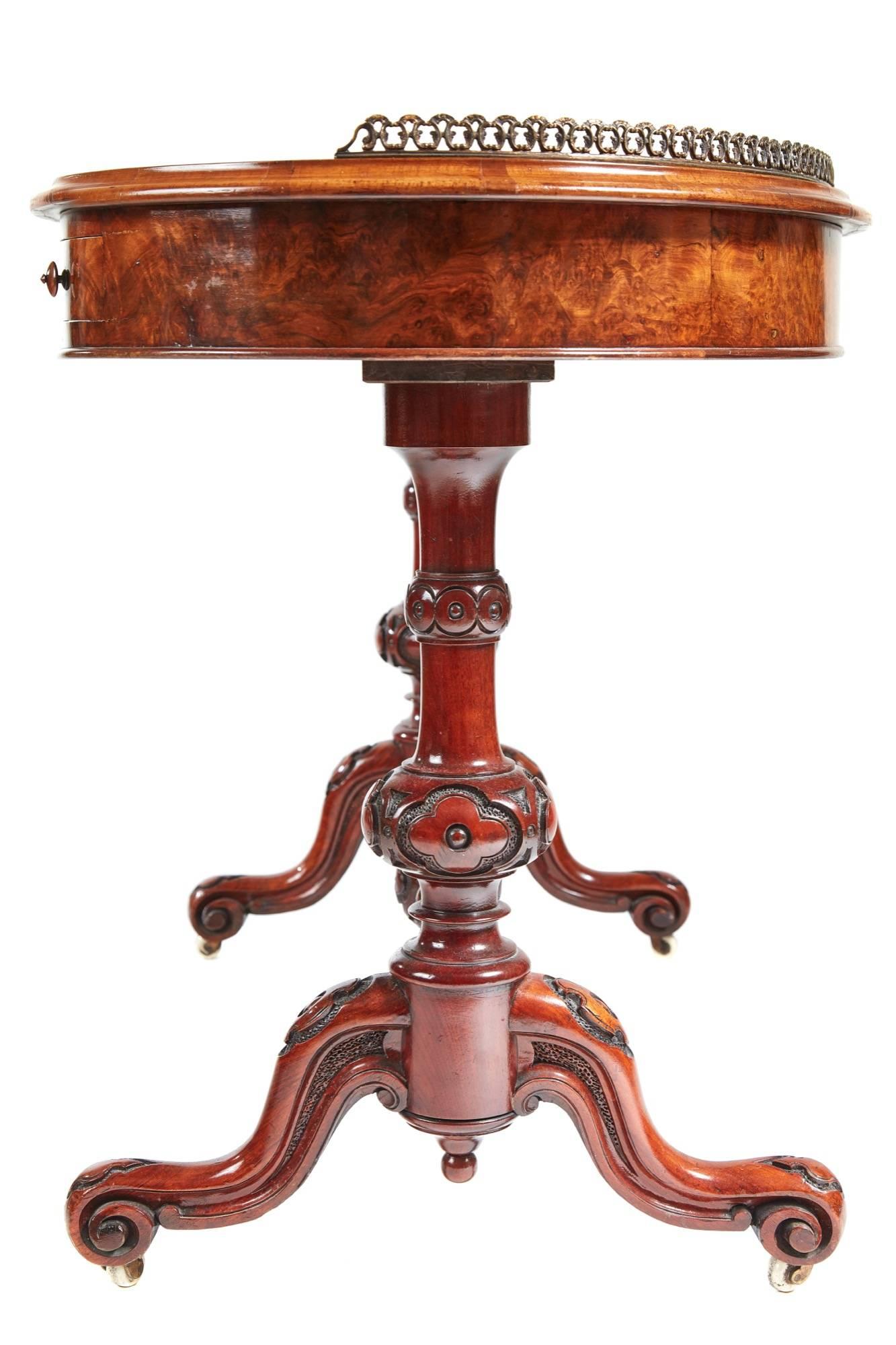 Woodwork 19th Century Victorian Burr Walnut Ladies Kidney Shaped Writing Table