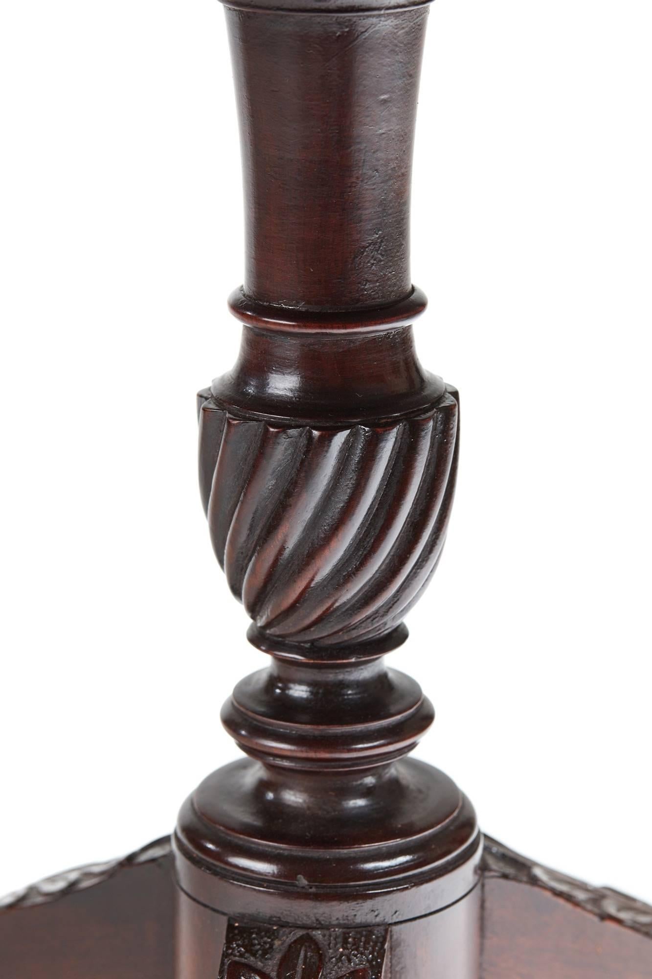 Unusual Early 20th Century Carved Mahogany Two-Tier Dumb Waiter In Good Condition In Debenham, Suffolk