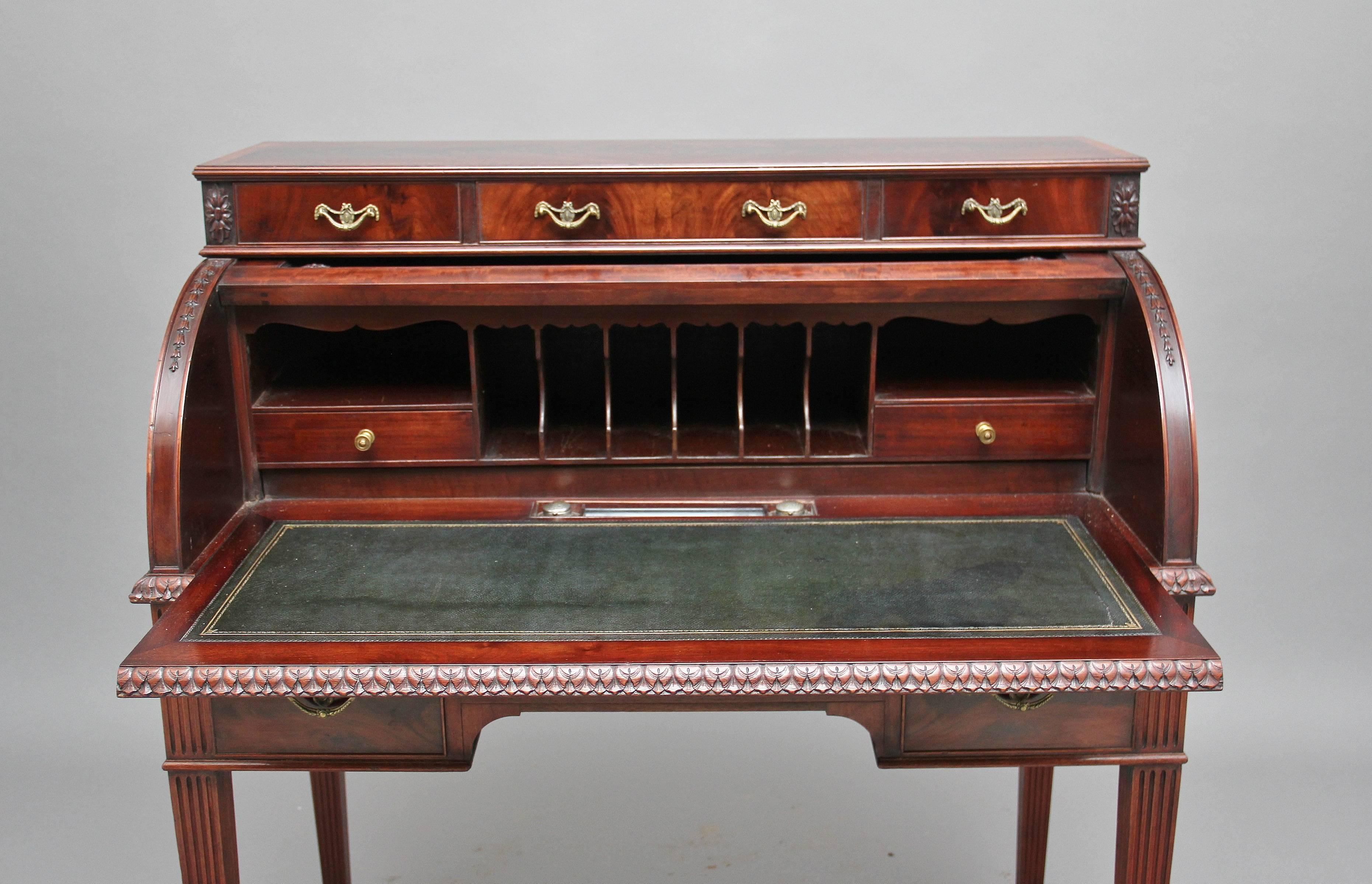 Woodwork Early 20th Century Mahogany Cylinder Desk