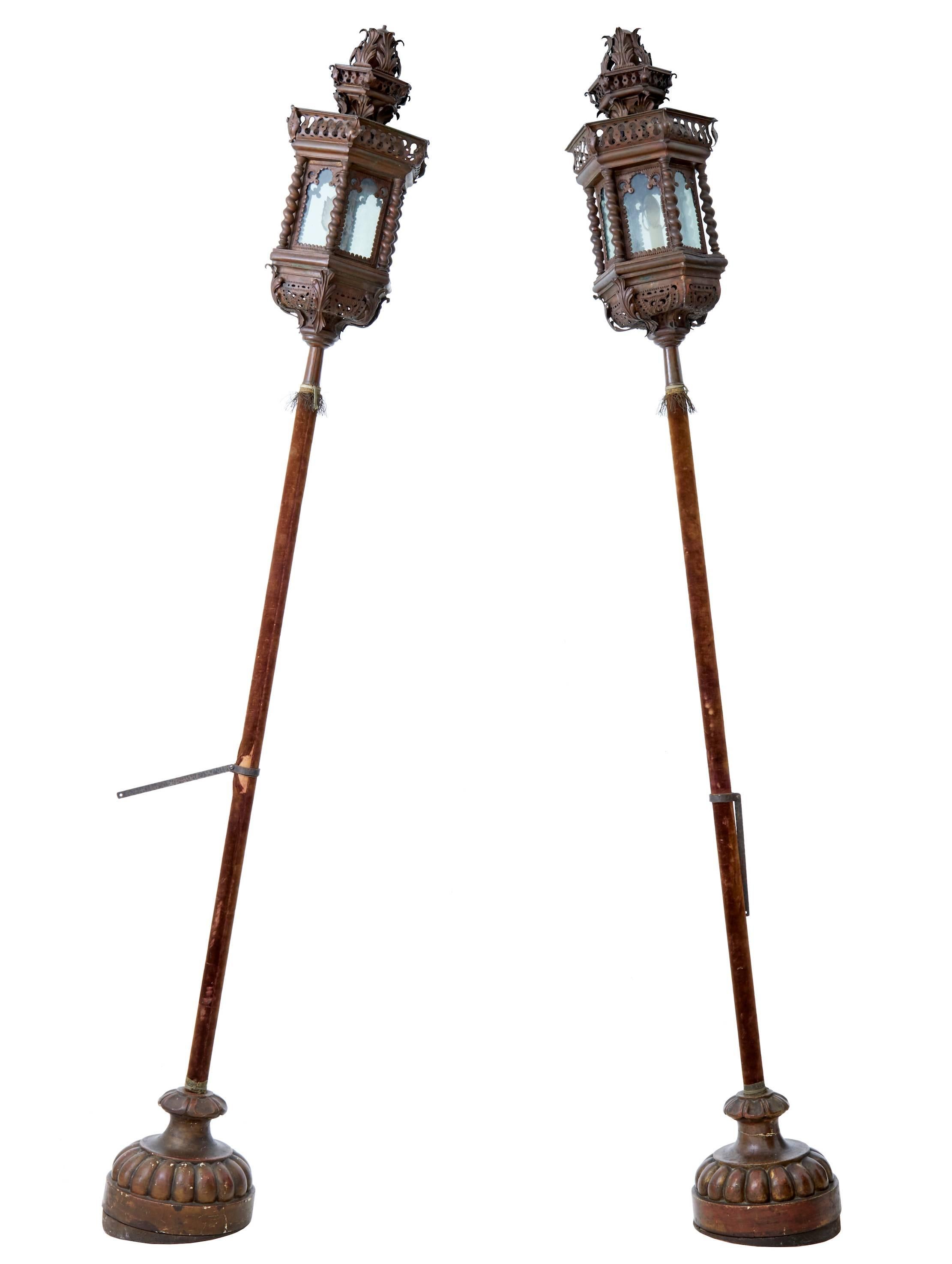 Pair of Early 20th Century Copper Venetian Lamps on Poles 2