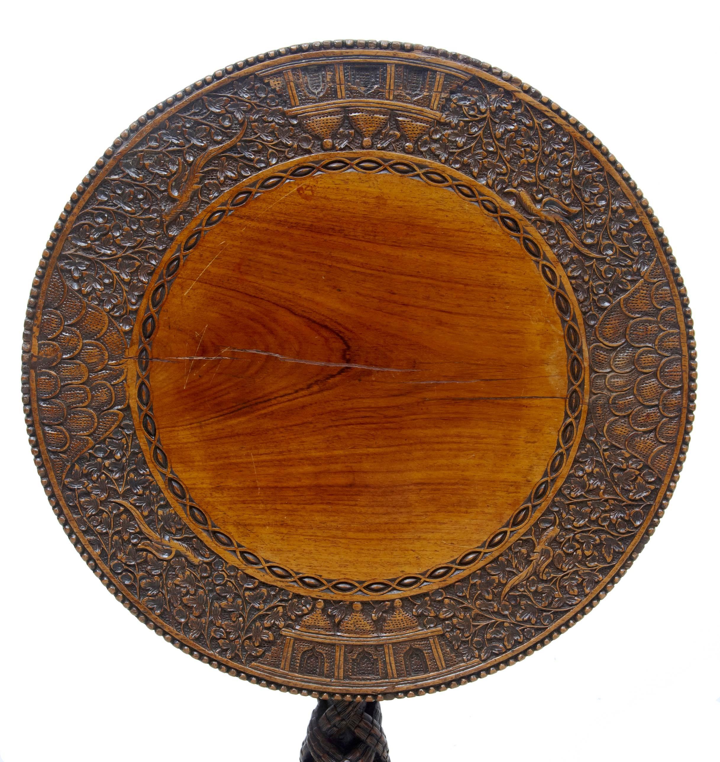 19th Century Carved Anglo Indian Padouk Tilt Top Table In Good Condition In Debenham, Suffolk