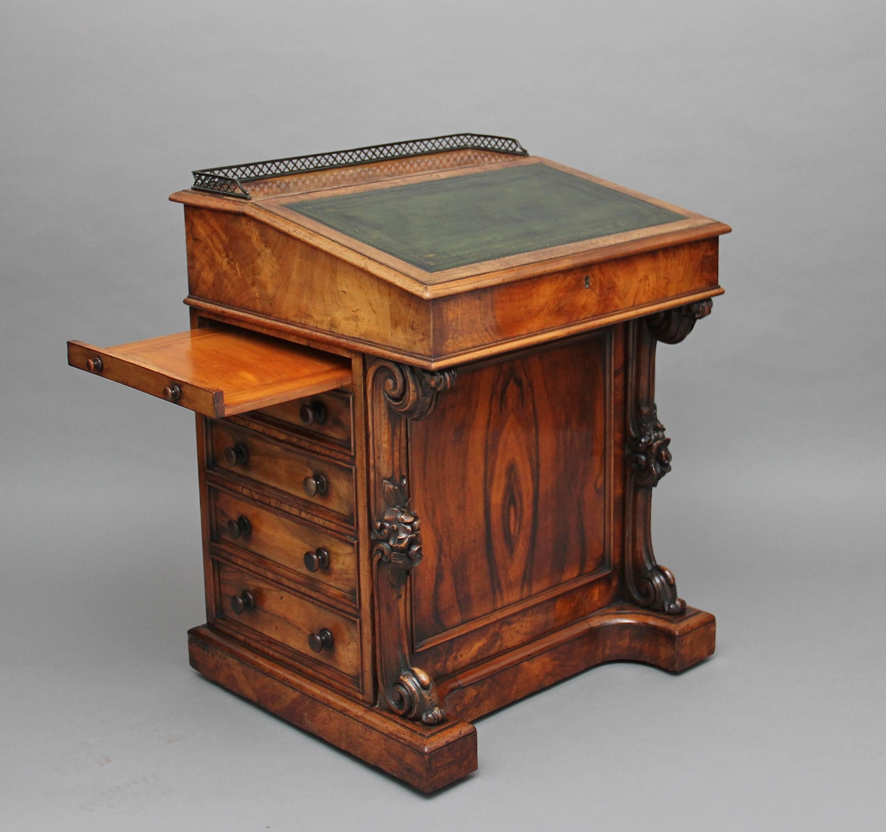 19th Century Early Victorian Walnut Davenport Desk 4