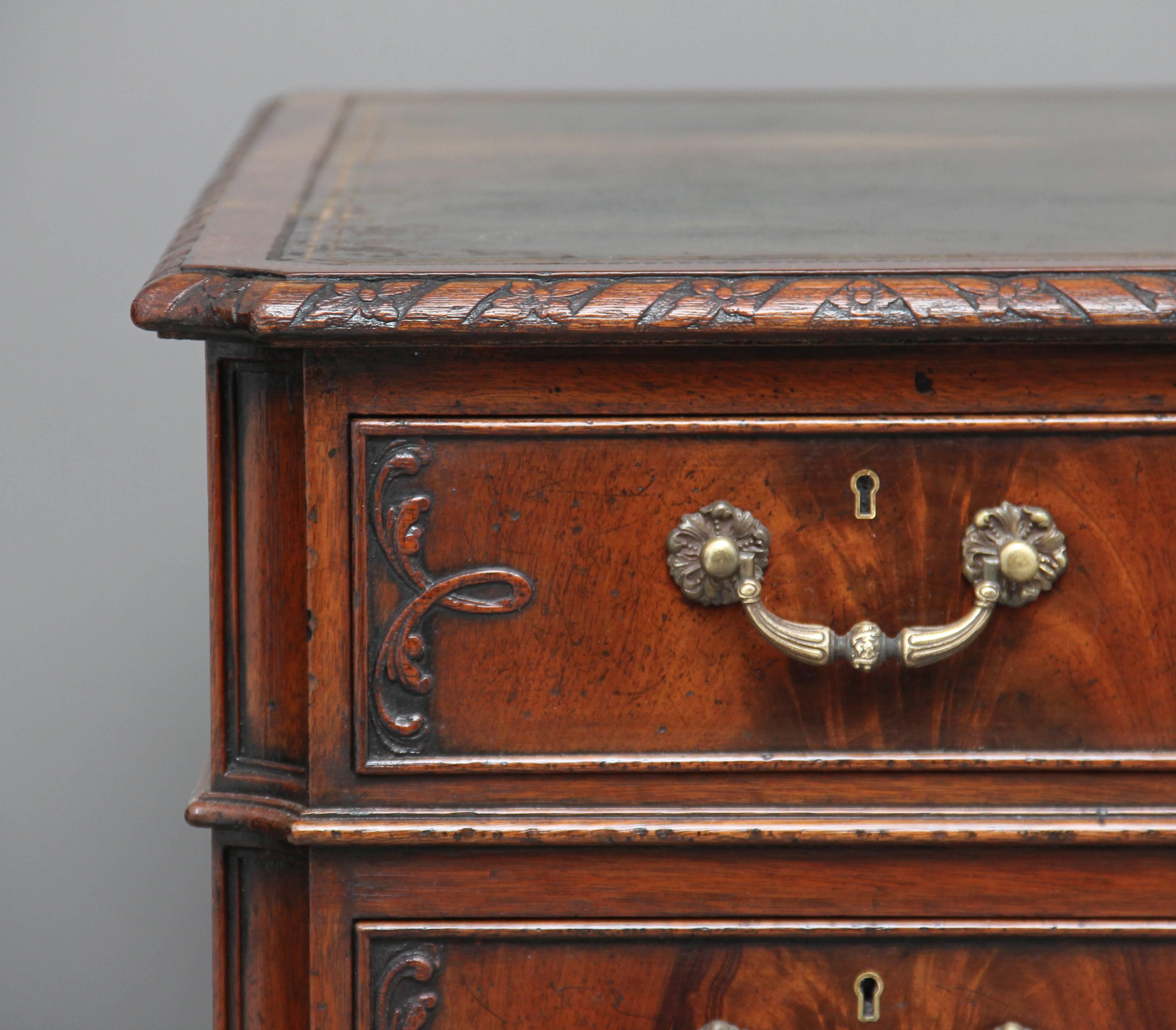 Early 20th Century Edwardian Chippendale Influenced Mahogany Desk In Good Condition In Debenham, Suffolk