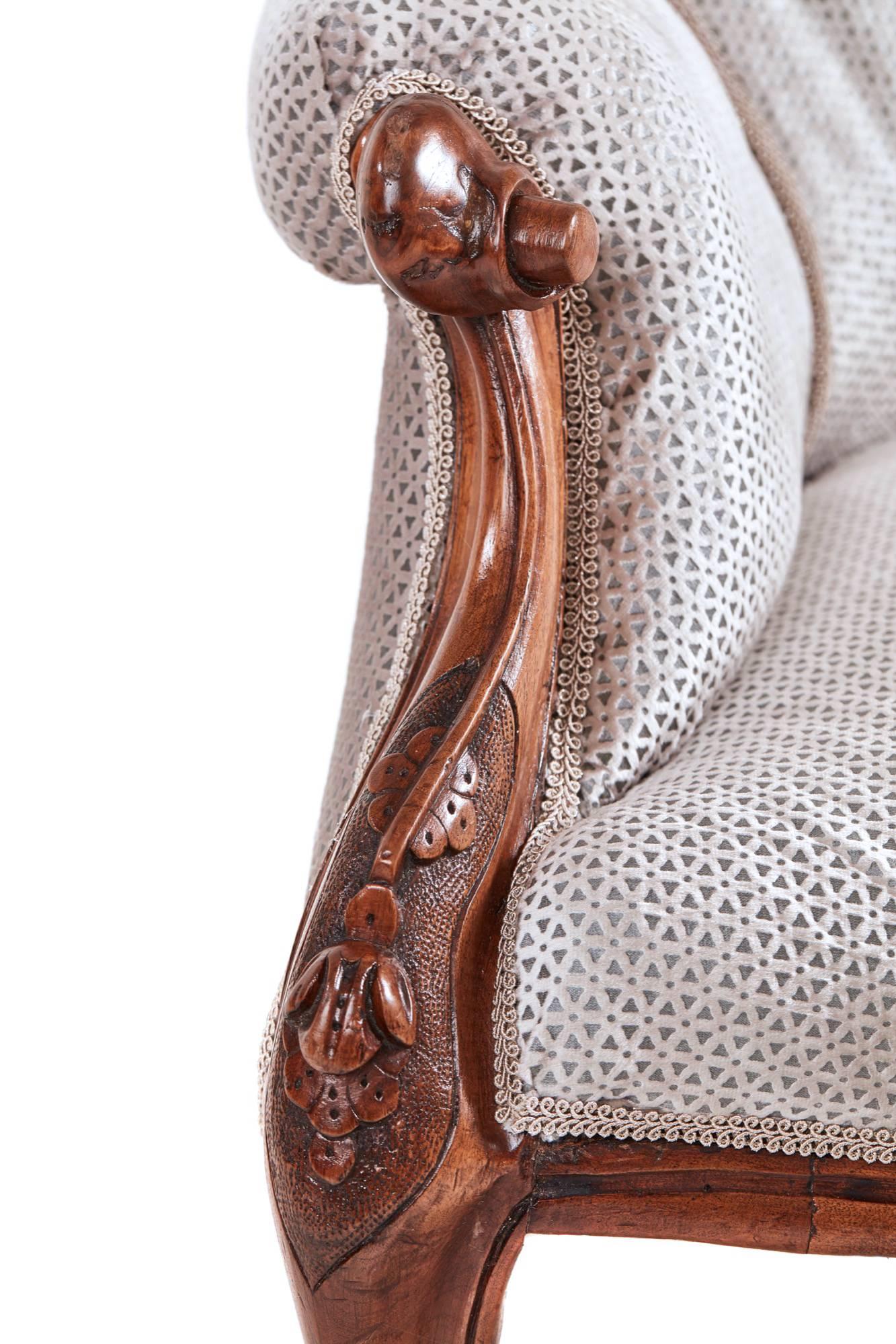 19th Century Victorian Carved Walnut Settee 6