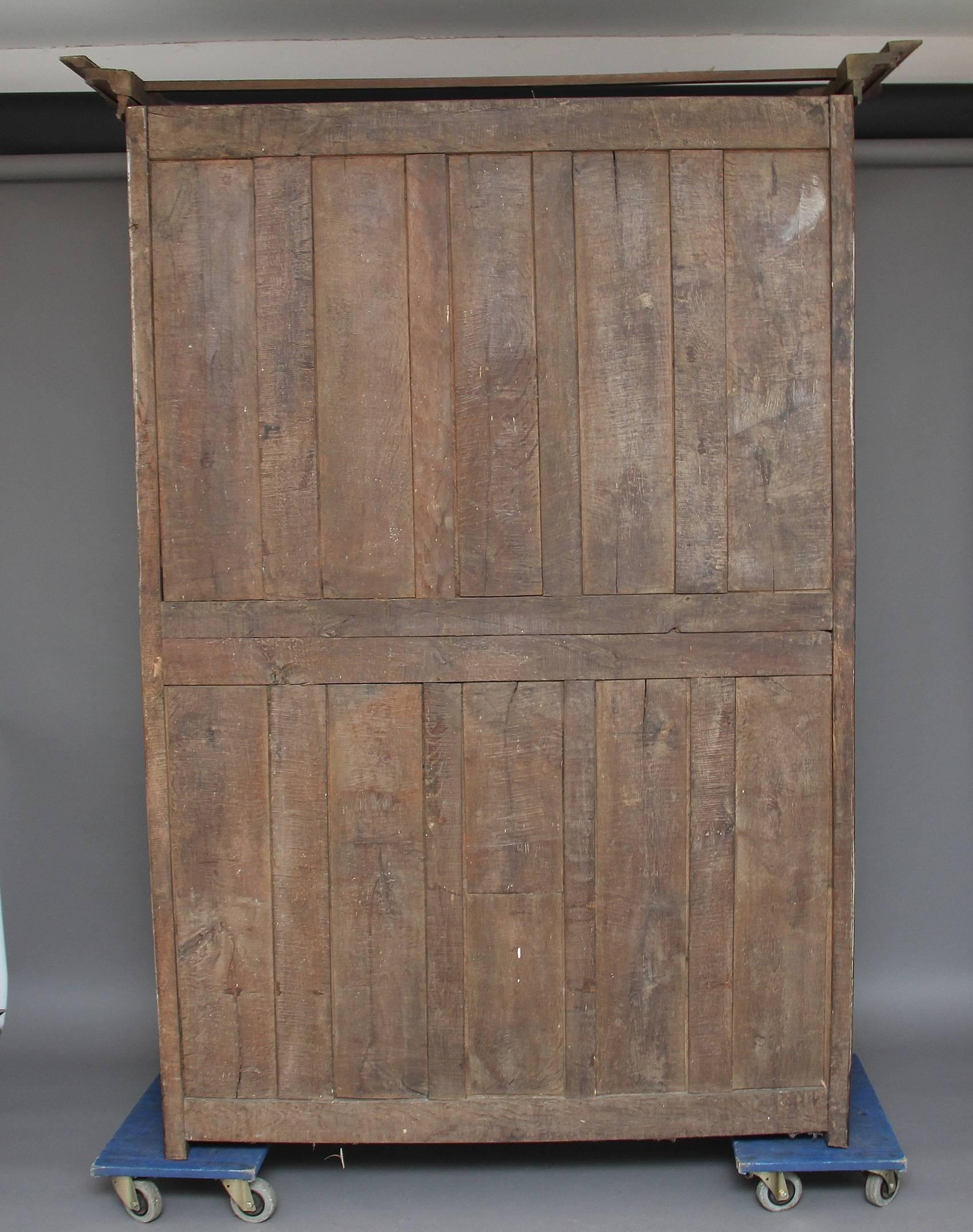 19th Century French Carved Oak Marriage Armoire In Good Condition In Debenham, Suffolk