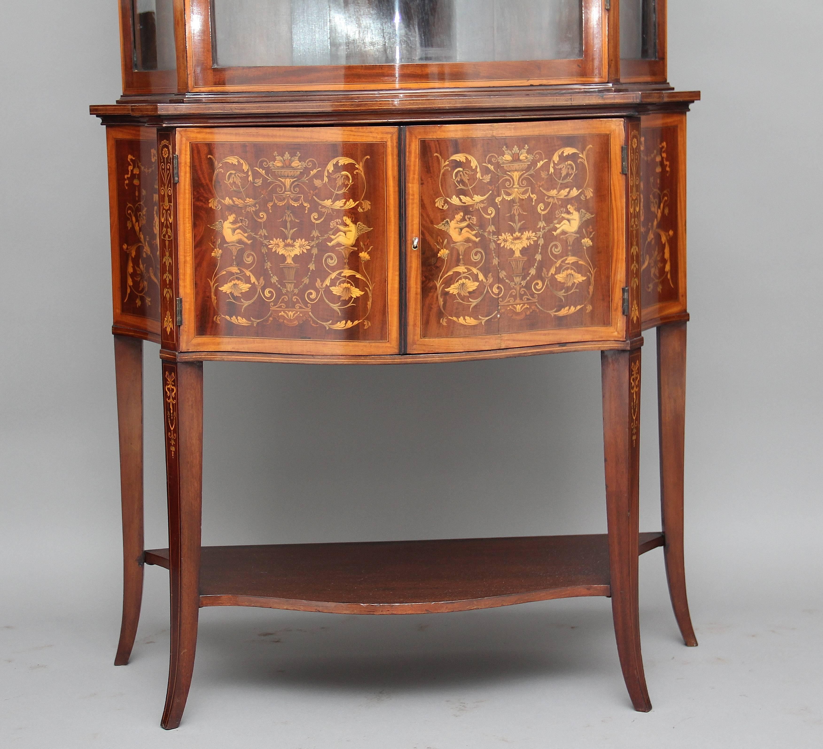Sheraton 19th Century Edwards & Roberts Mahogany Inlaid Display Cabinet