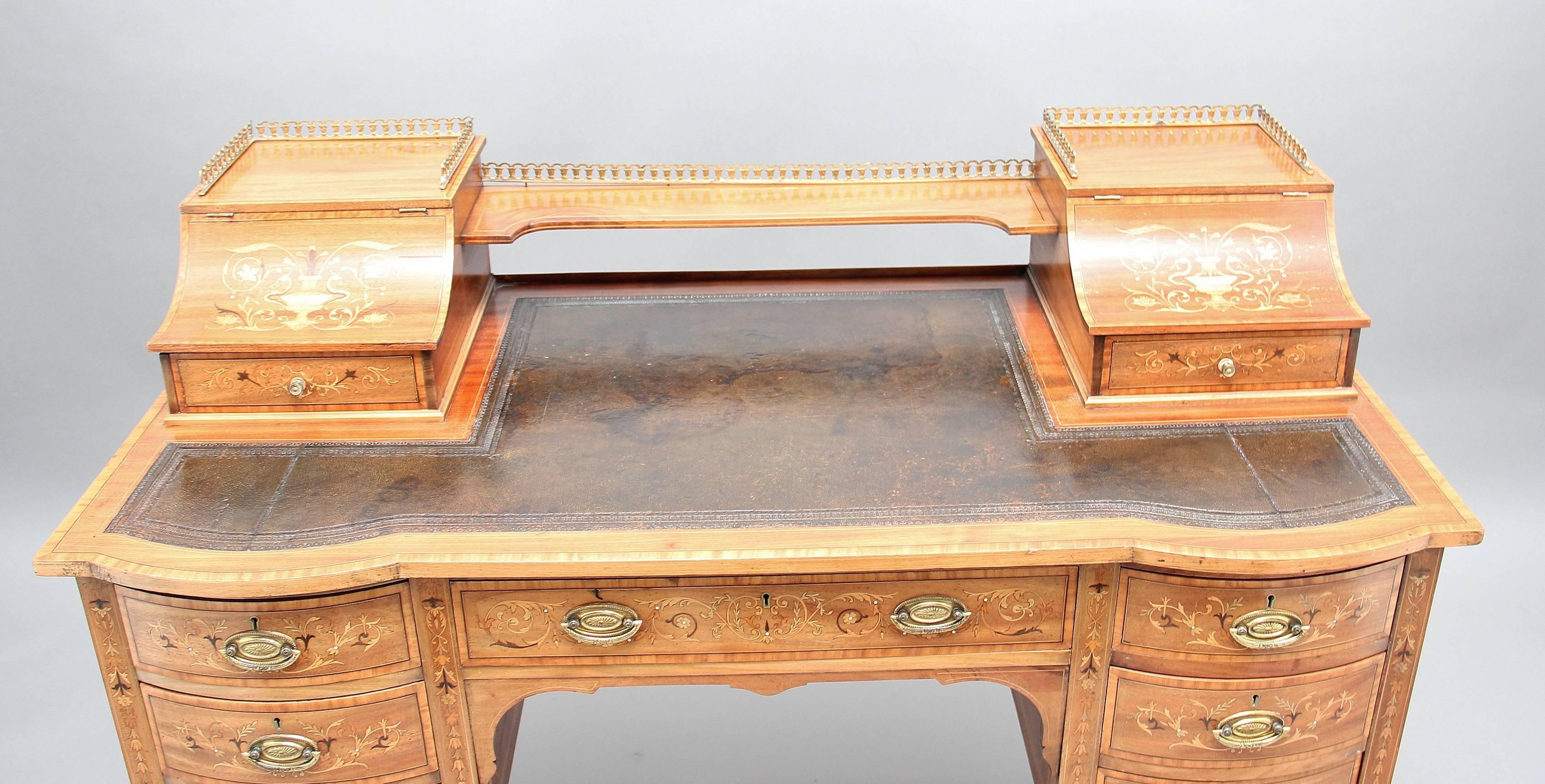 Sheraton Early 20th Century Edwardian Mahogany Inlaid Writing Desk