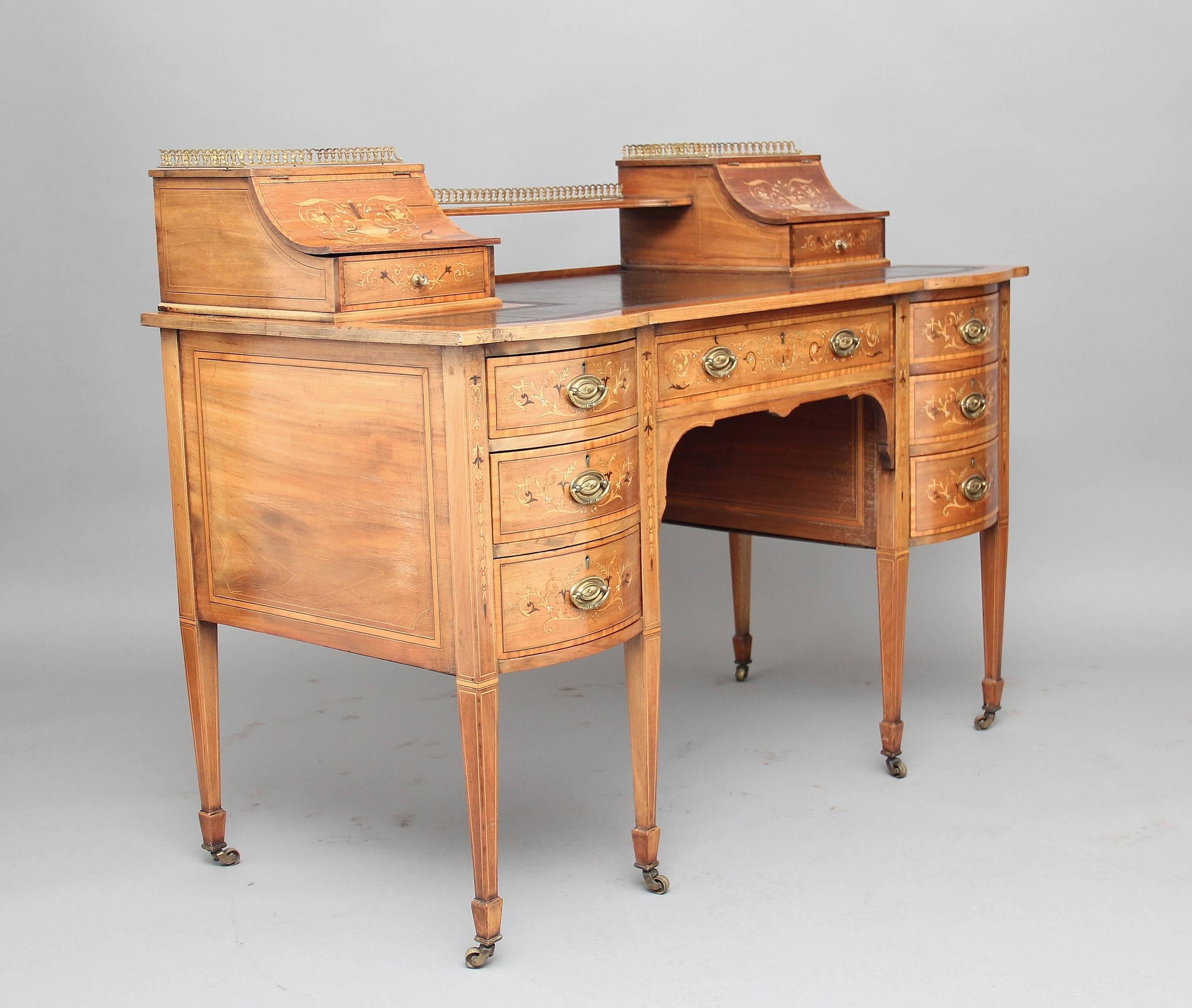 Early 20th Century Edwardian Mahogany Inlaid Writing Desk 2