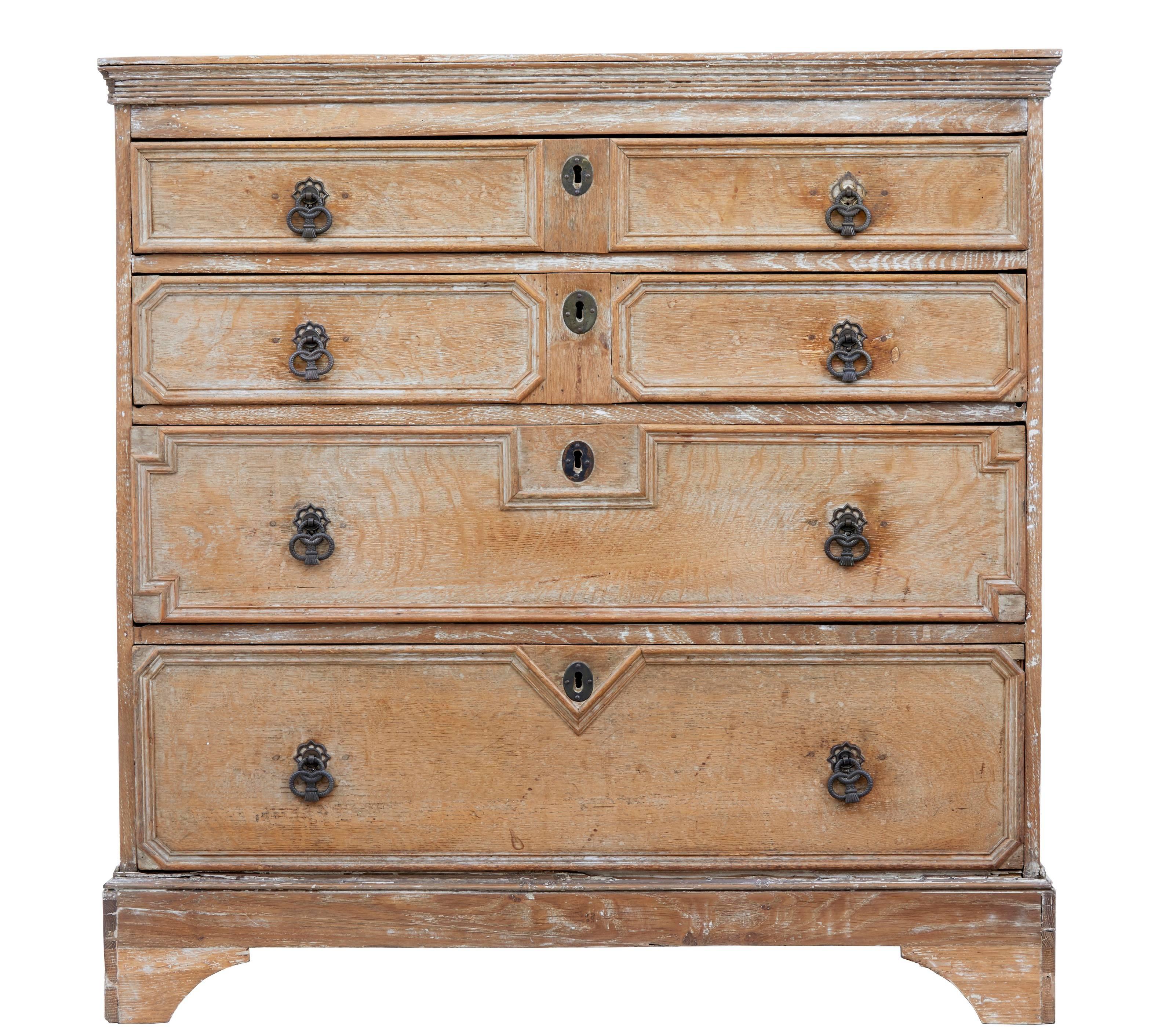 19th century four-drawer chest of drawers, circa 1840.
Four graduating drawers with geometric moulding.
Limed chest with pine drawer linings
Standing on bracket feet.

Areas of restoration to age splits, one replaced handle