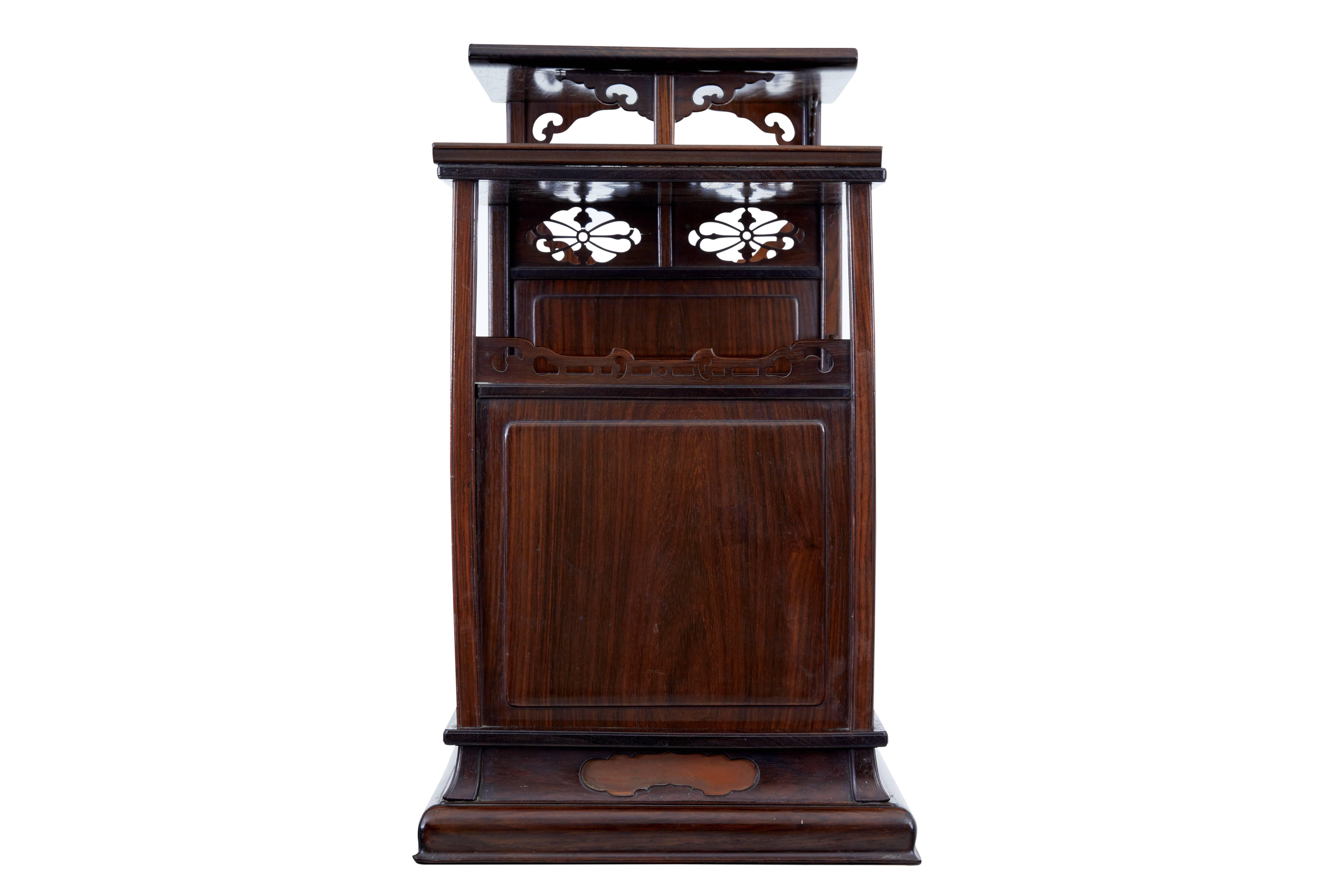 Rare 19th Century Chinese Huanghuali Curio Cabinet In Good Condition In Debenham, Suffolk