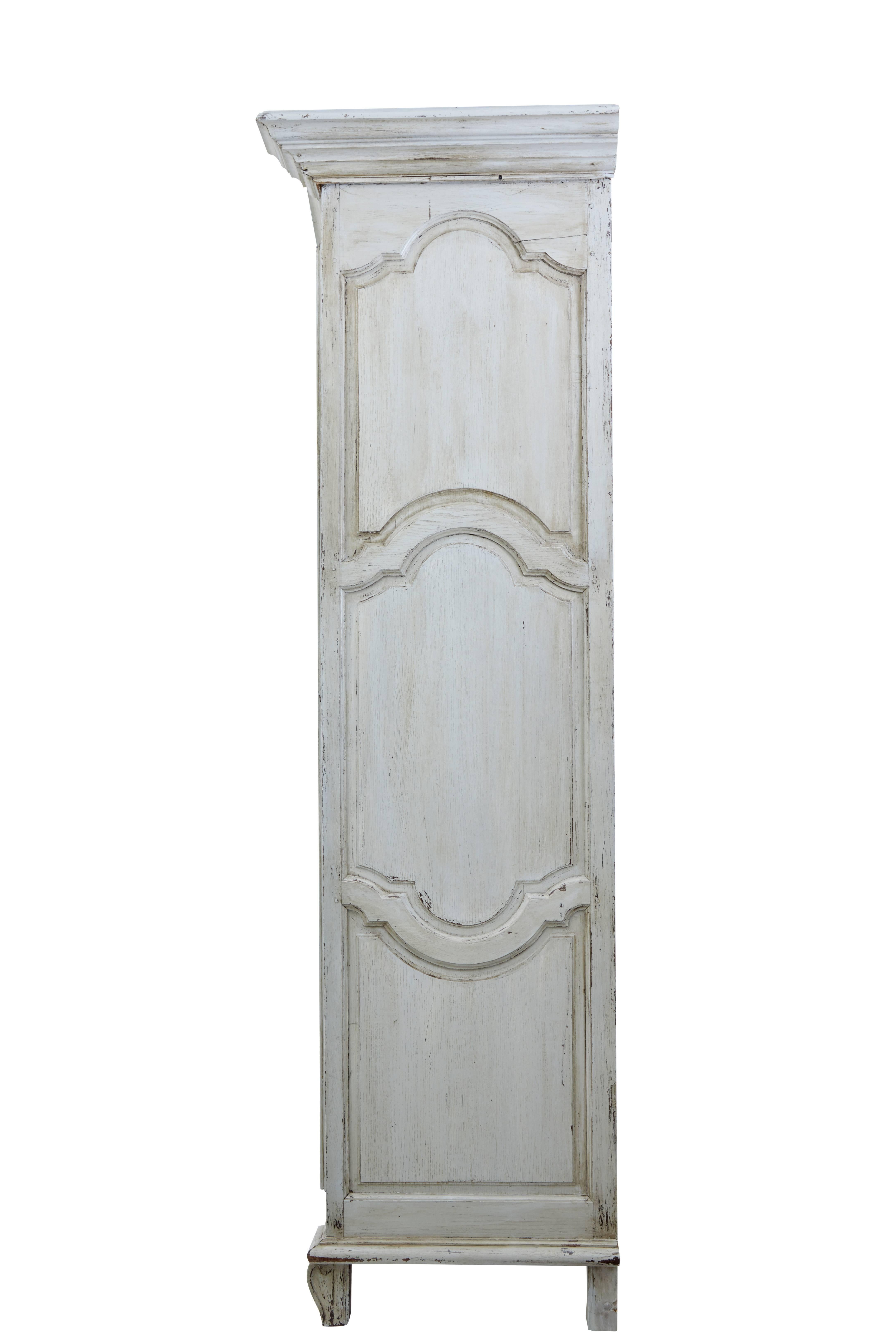 Early 19th Century Carved French Oak Painted Armoire In Good Condition In Debenham, Suffolk