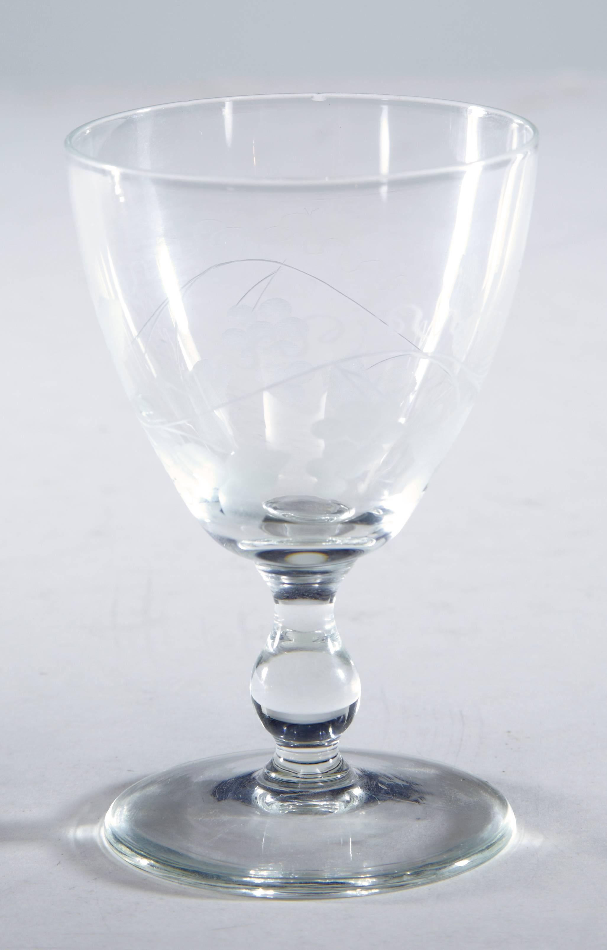 20th Century Fine Collection of 1930s Riihimaki Savoy Vine Etched Glasses