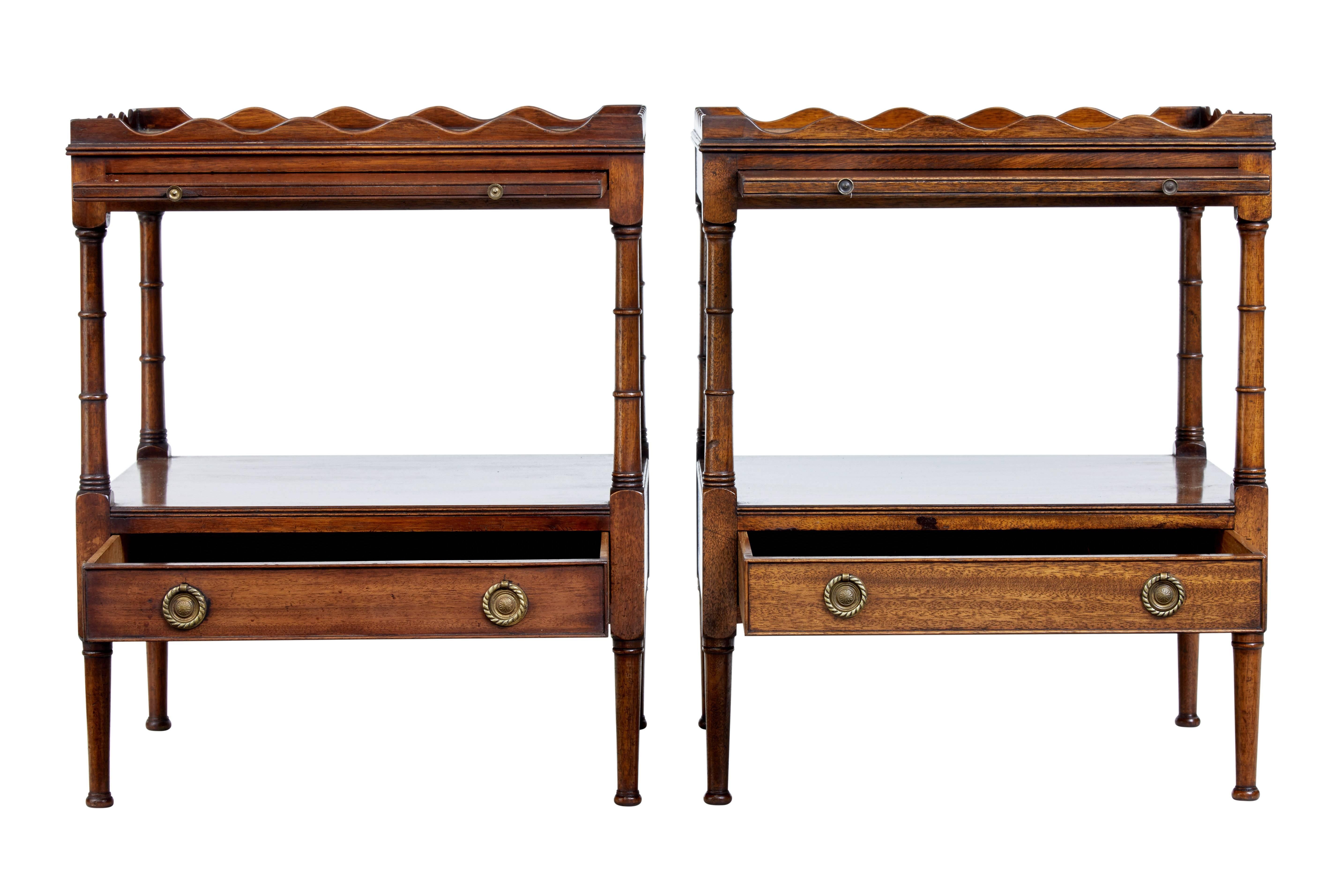 Pair of mahogany bedside tables in the early 19th century style, circa 1980.

Good quality pair of tables that could serve in the living room or the bedroom.

Shaped gallery to the top with brushing slide, below which is storage space and a