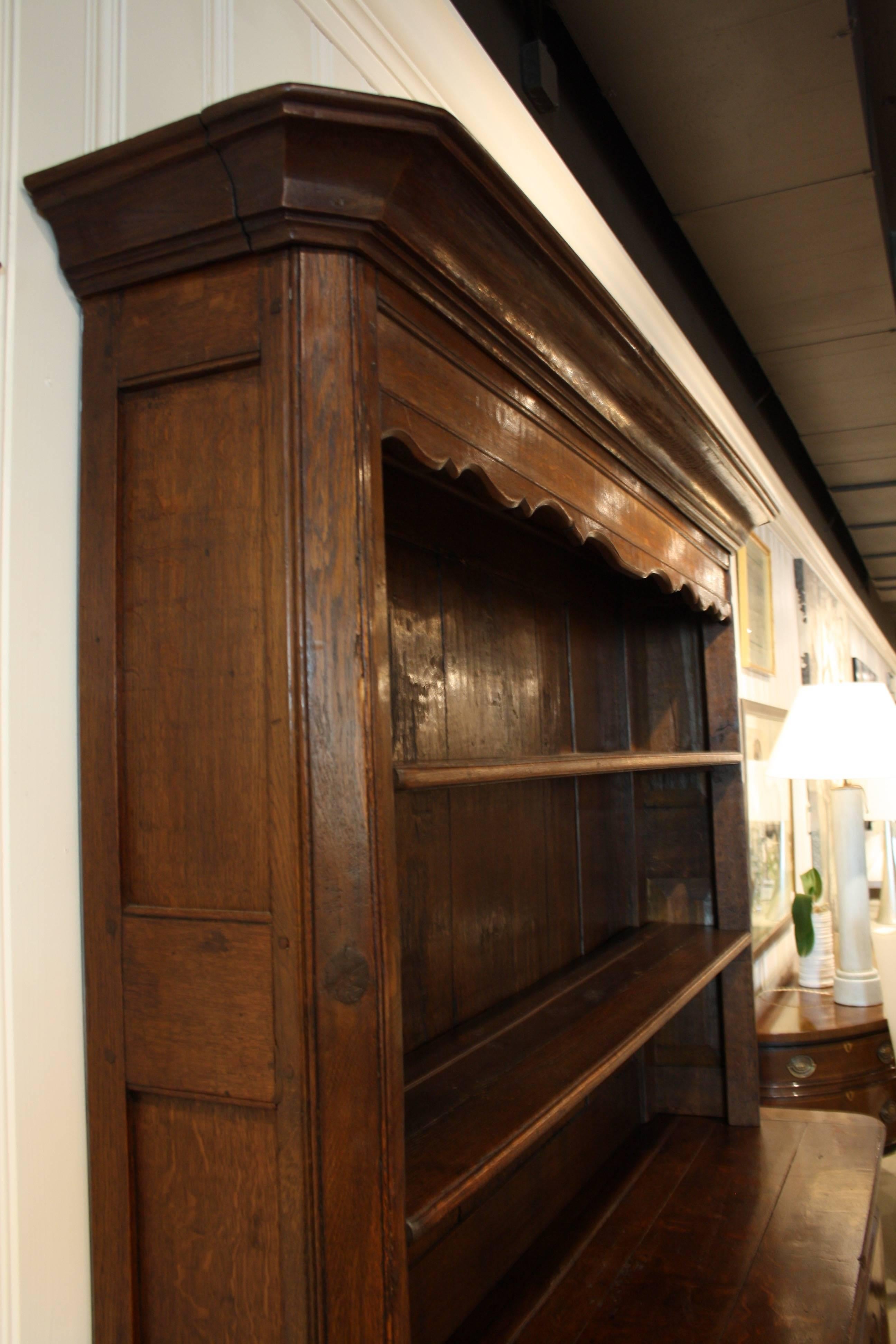 French Large Oak Vaisselier (Buffet, Cabinet, Cupboard) in Oak, 19th Century For Sale