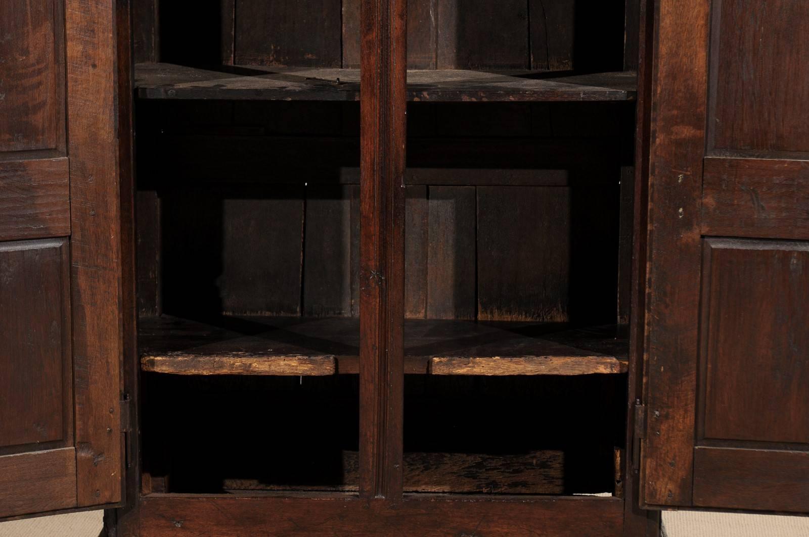 French Armoire in Oak, circa 1800 with Carved Doors and Two Interior Shelves For Sale 5