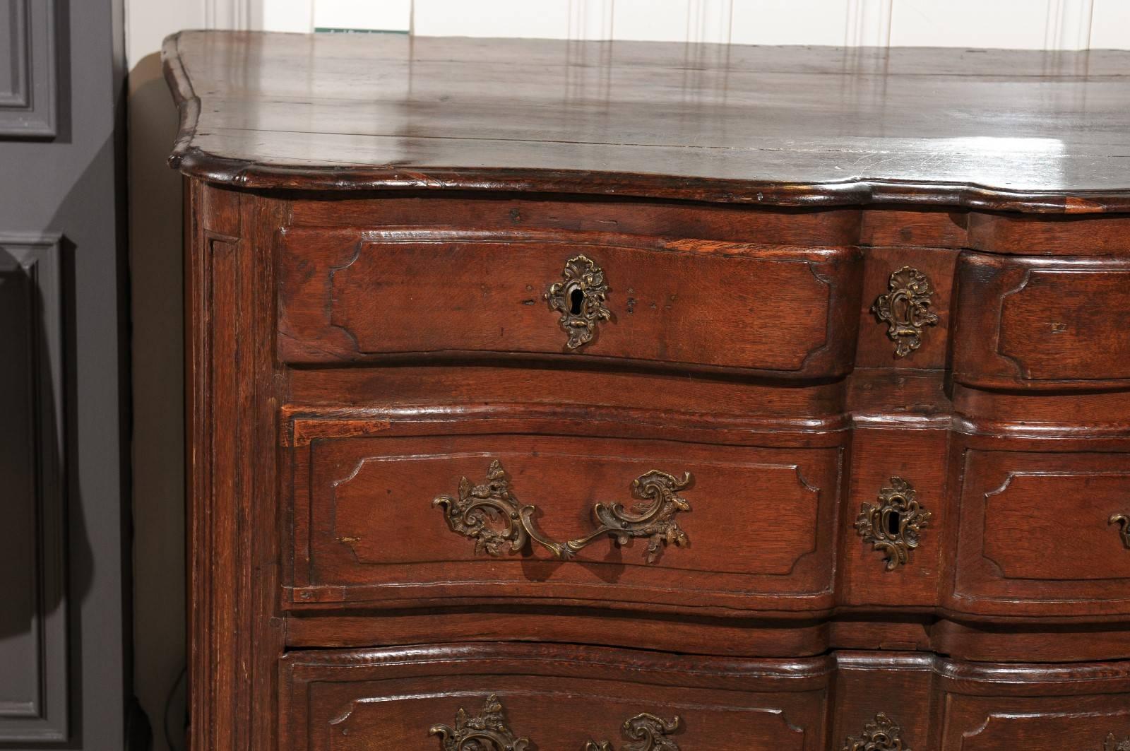 French Walnut Commode or Chest, Carved Drawers, Original Hardware, circa 1800 For Sale 6