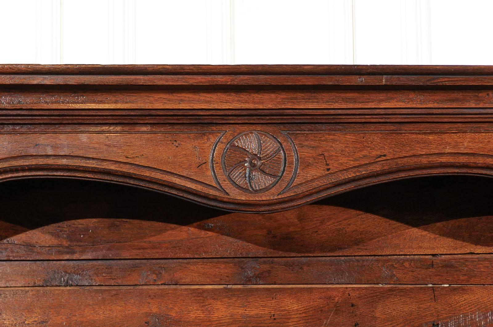 French Oak Buffet Vaisselier or Display Case with Carved Doors, Two Top Shelves For Sale 5