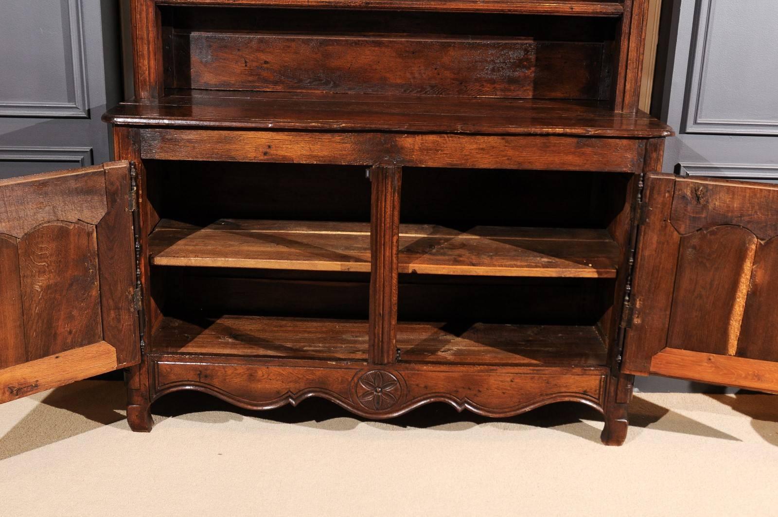 French Oak Buffet Vaisselier or Display Case with Carved Doors, Two Top Shelves For Sale 6