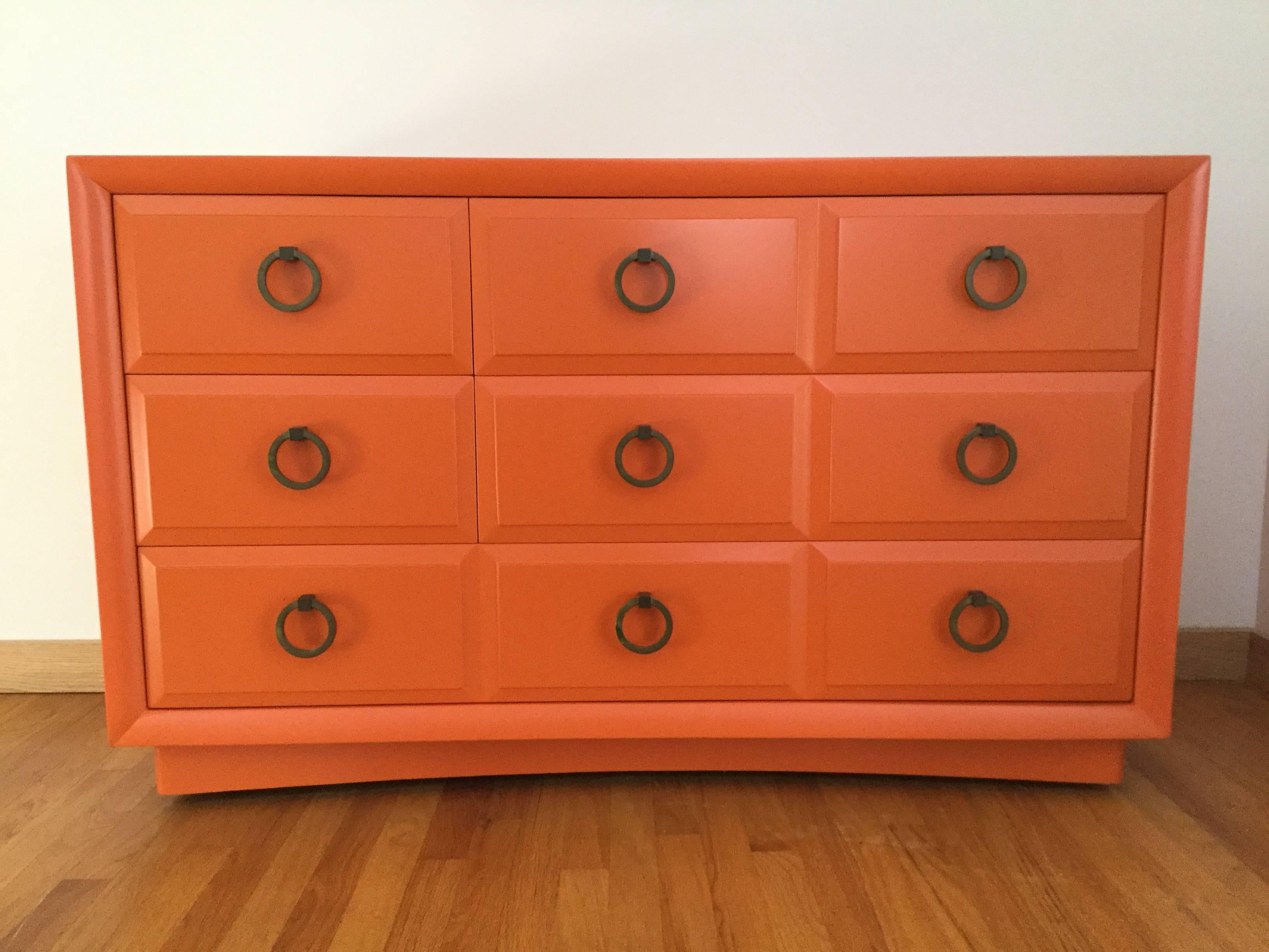 Widdicomb Commode by Robsjohn-Gibbings in Hermes Orange Lacquer In Excellent Condition For Sale In Canaan, CT