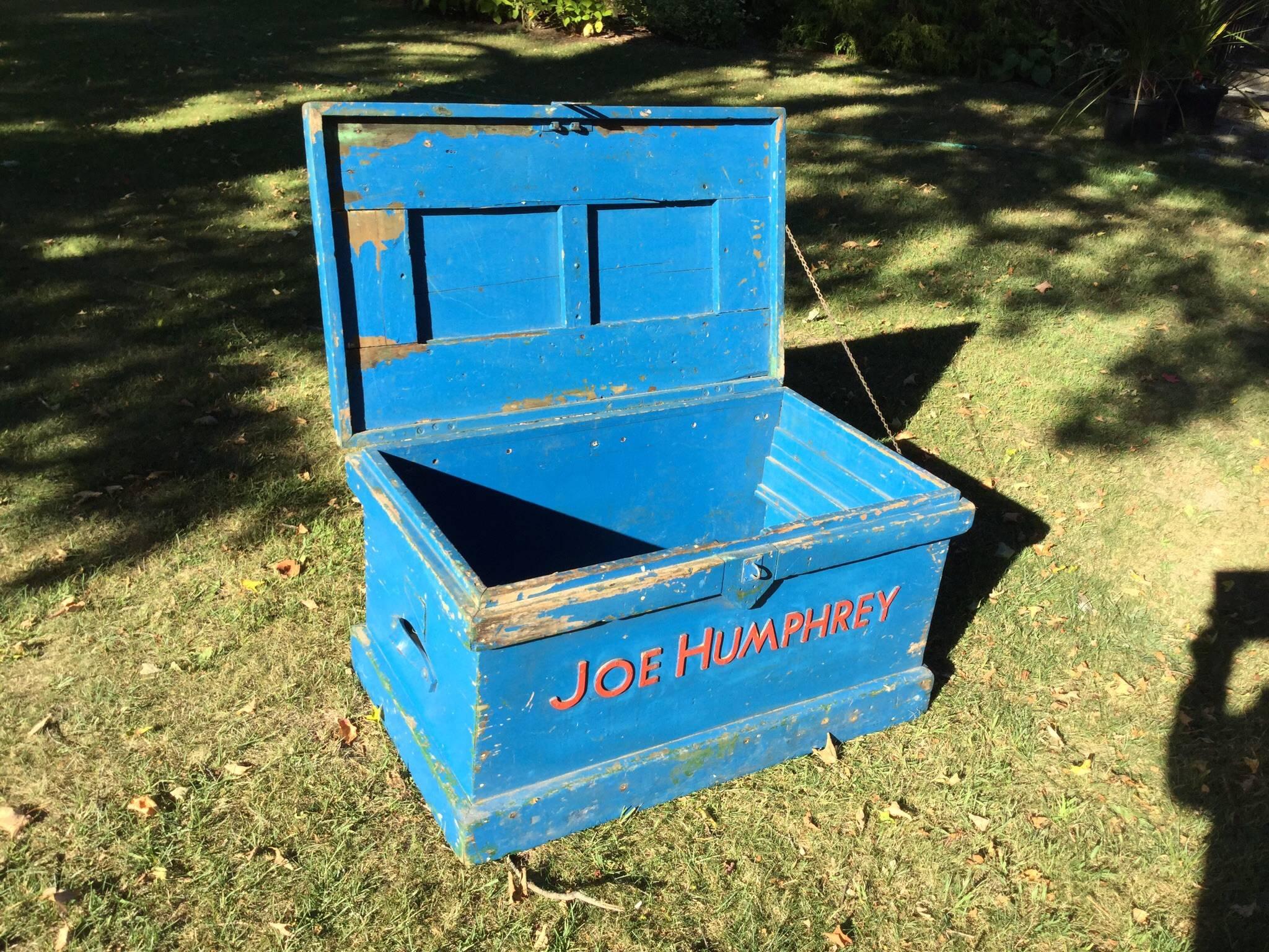 Mid-Century Modern Joe Humphrey Blue and Red Work Chest or Box Folk Art For Sale