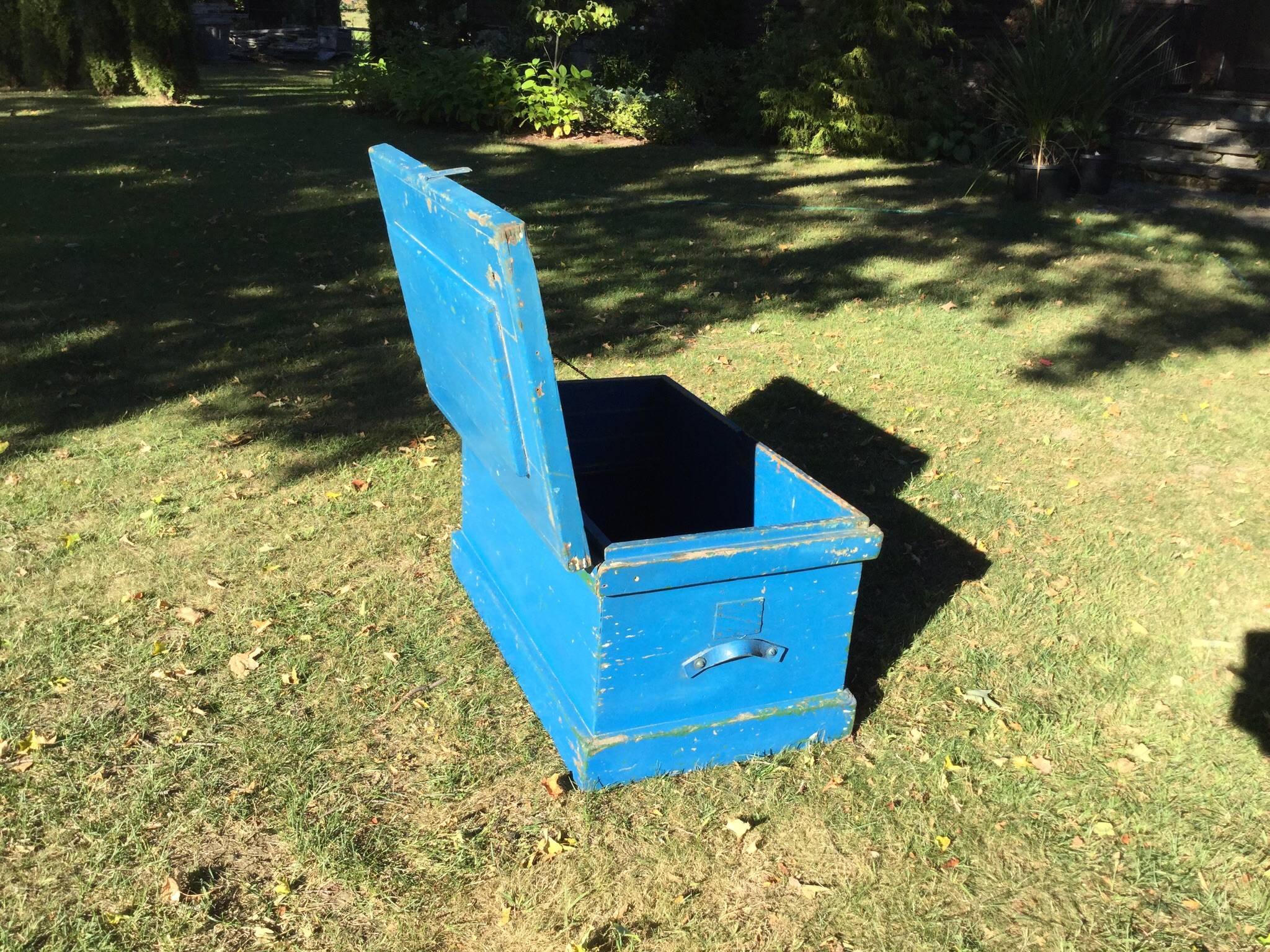 American Joe Humphrey Blue and Red Work Chest or Box Folk Art For Sale