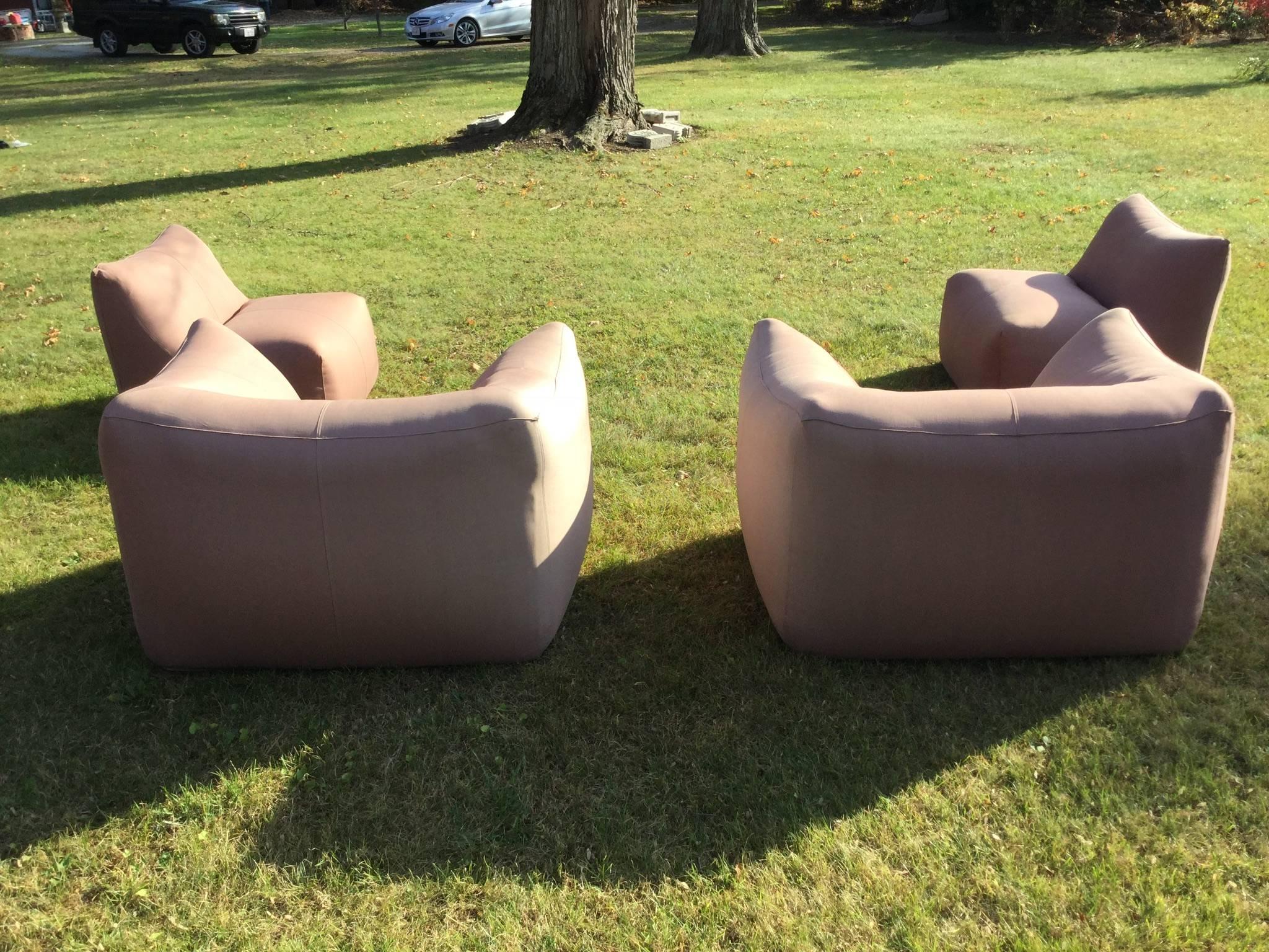 Four Le Bambole Sofa Chairs by Mario Bellini for B & B Italia In Good Condition In Canaan, CT