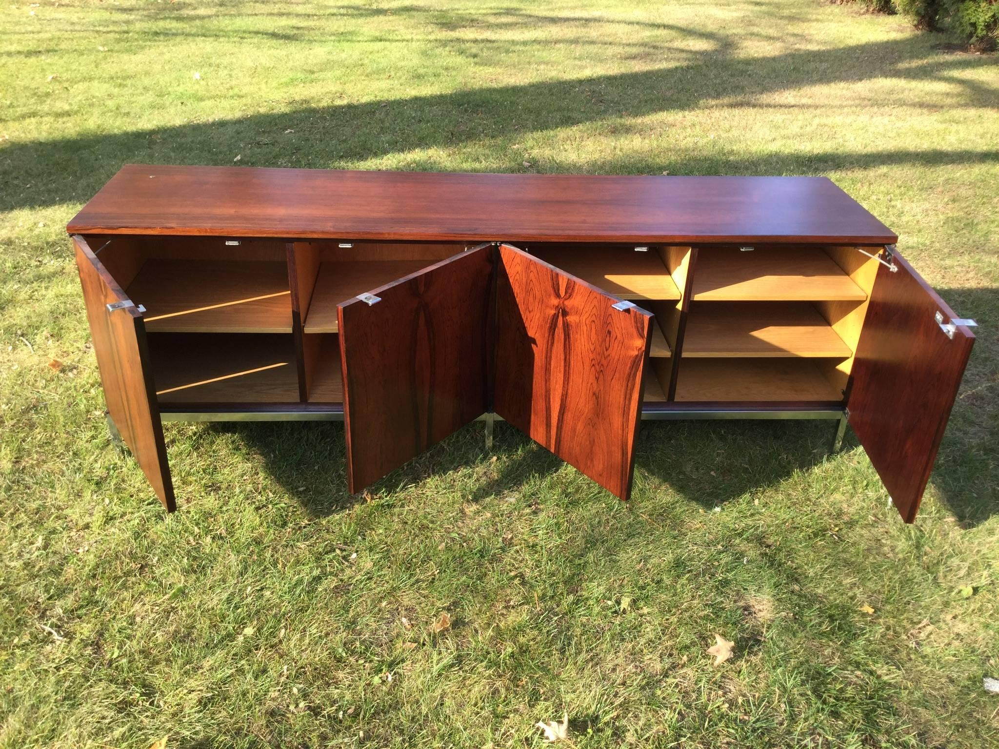 Stunning Mid-Century Modern Rosewood Florence Knoll Credenza 3