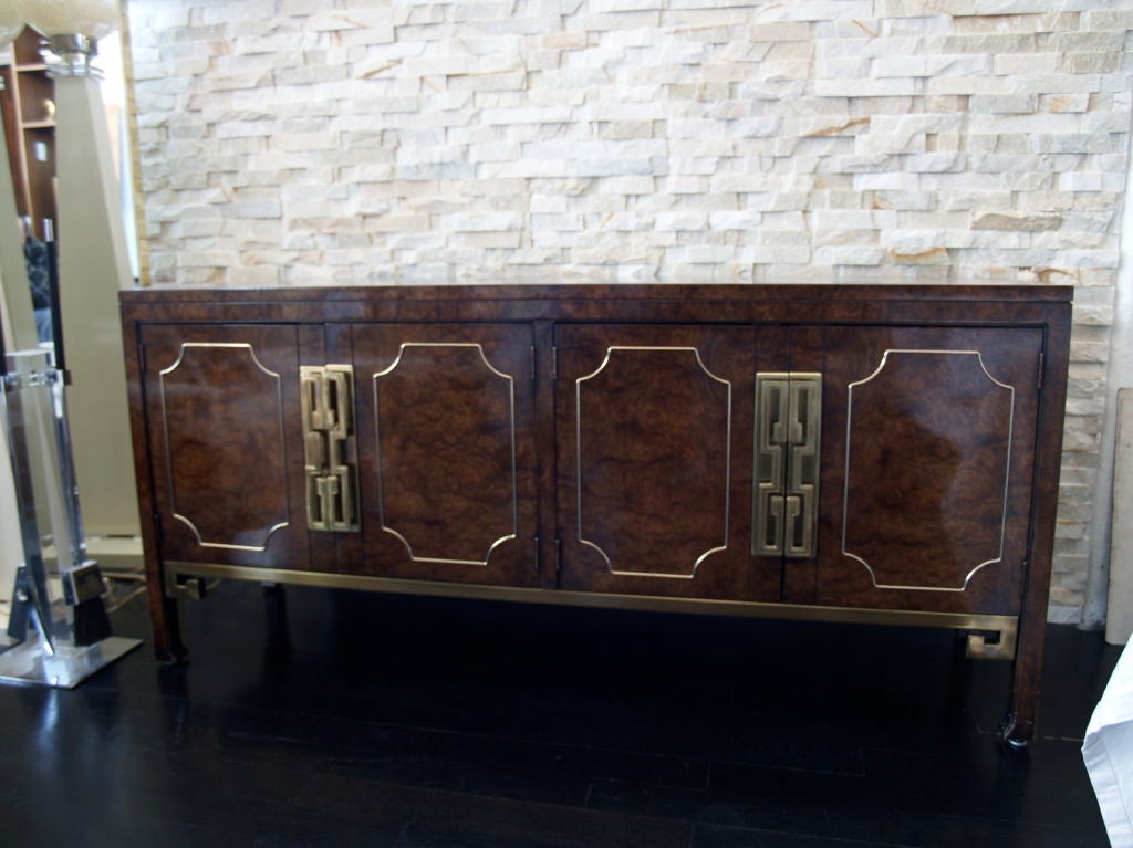 Mid-Century Modern 1970s Mastercraft Buffet, Server or Credenza For Sale