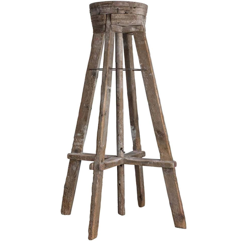 Primitive Sculpture Stand at 1stDibs