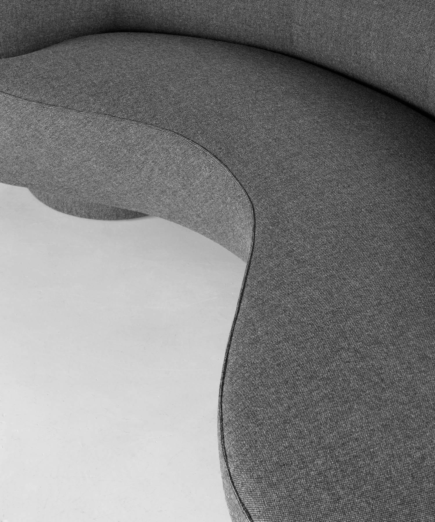 Late 20th Century Serpentine Sofa by Vladimir Kagan, circa 1970