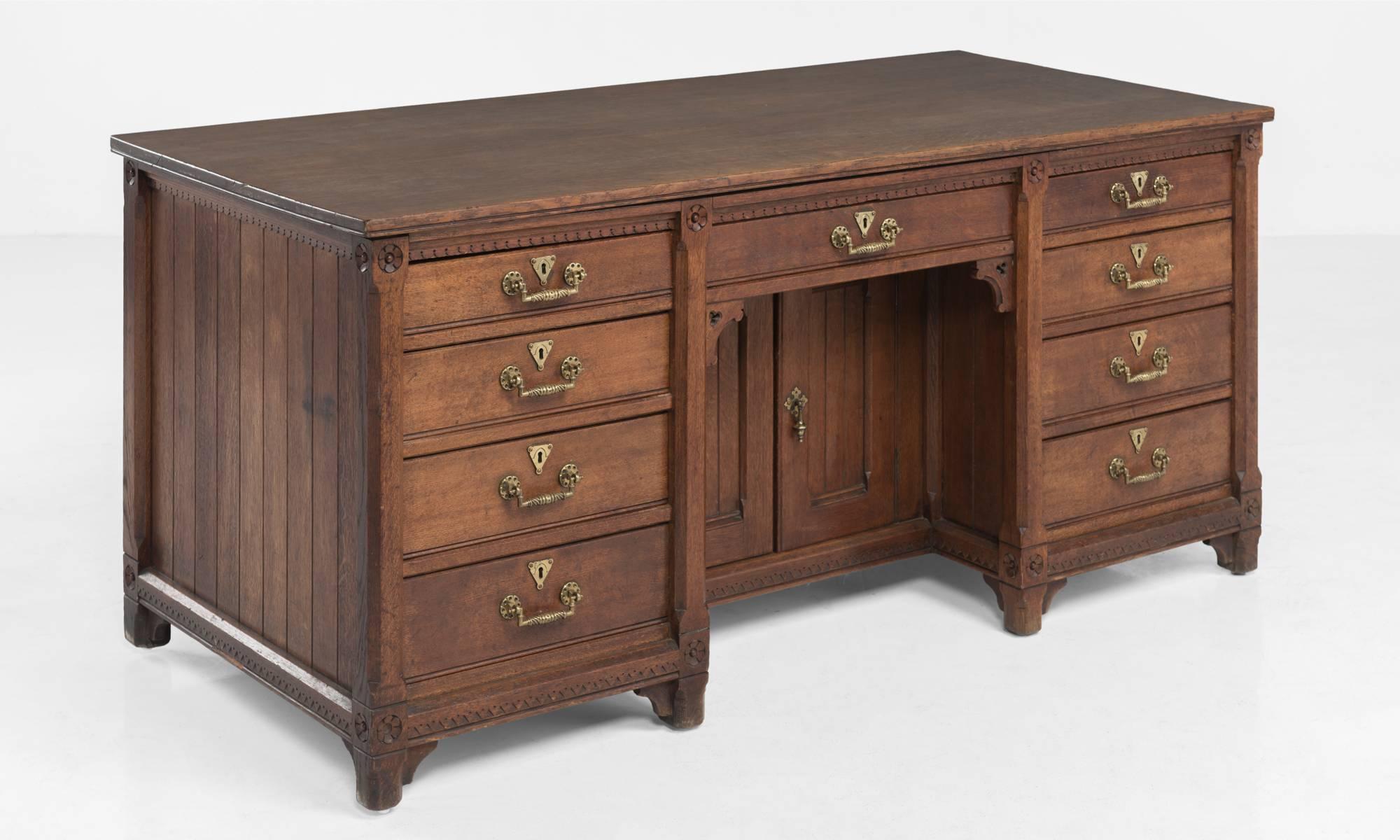 English Handsome Oak Writing Desk, England, circa 1870