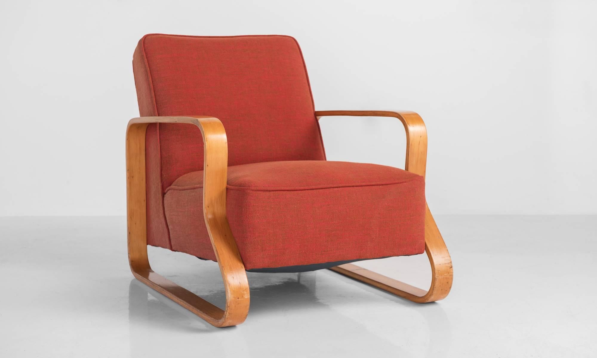 Bentwood Model 44 Lounge Chair by Alvar Aalto, circa 1930