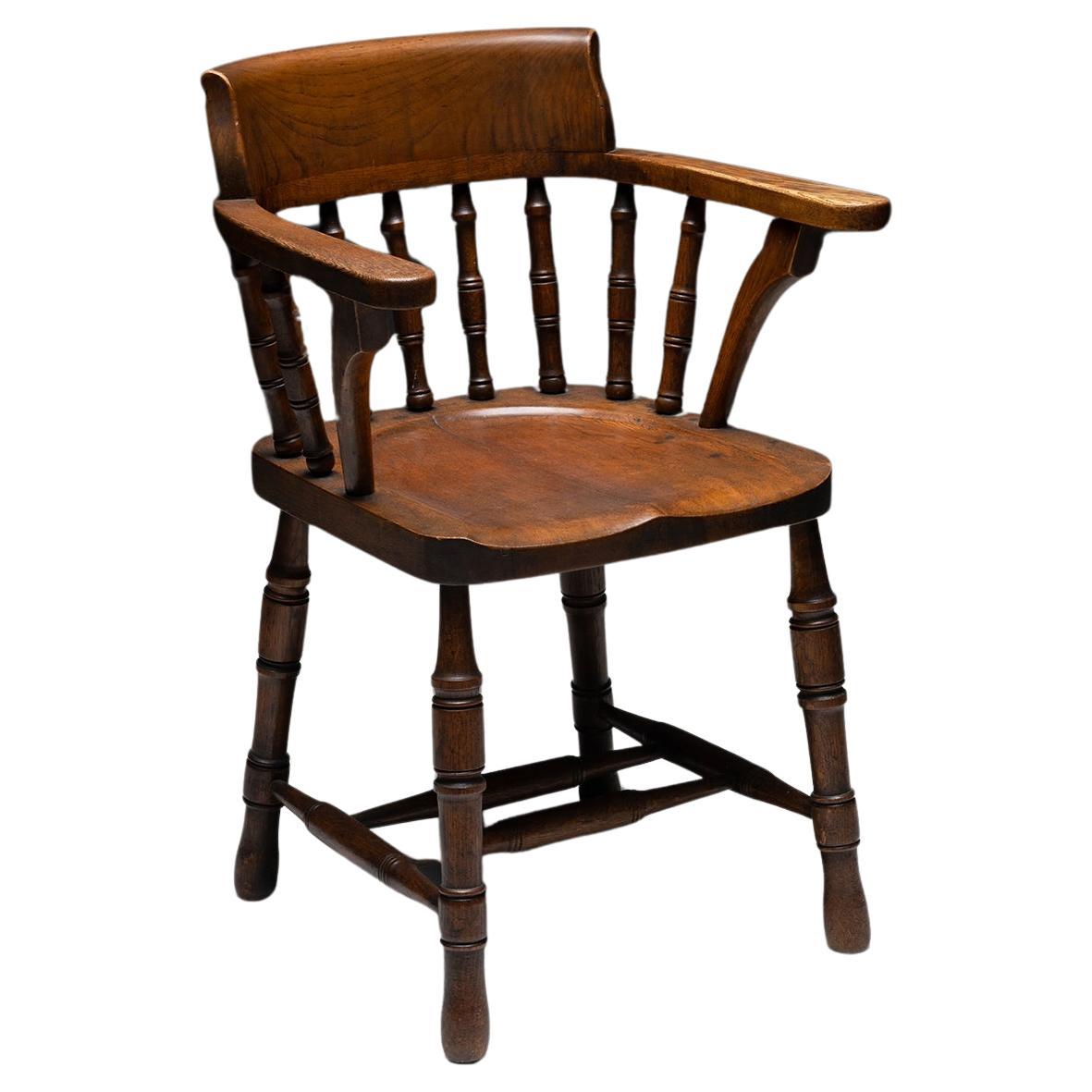 Oak Captain's Chair, England, circa 1890 For Sale