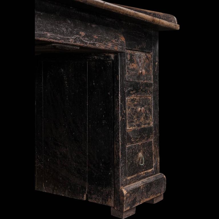 Concierge Desk at 1stdibs