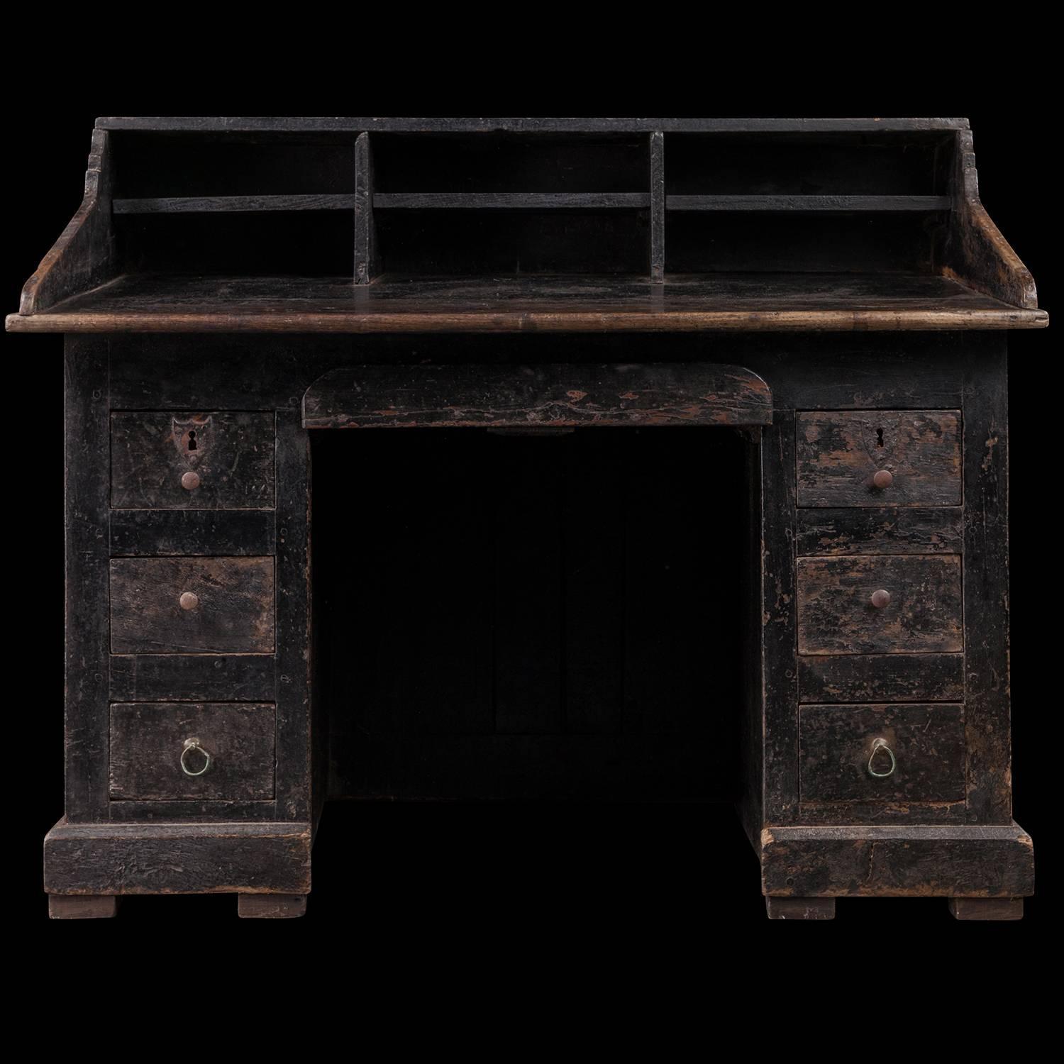 Concierge Desk at 1stdibs