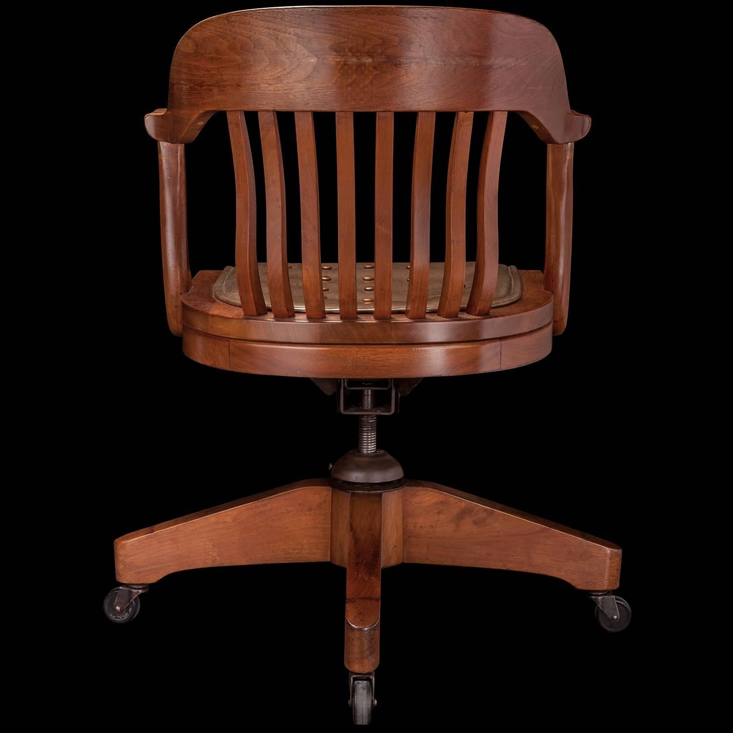 gunlocke bankers chair